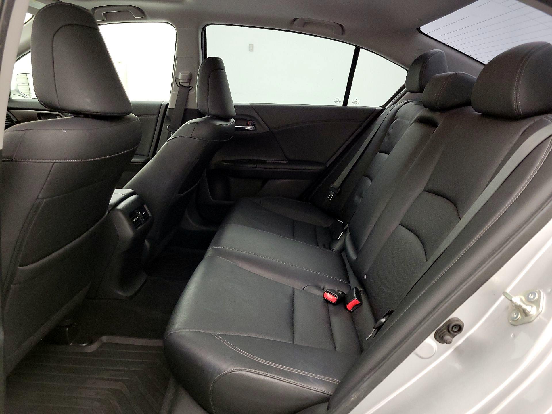 Thumbnail: 2015 Honda Accord - 20