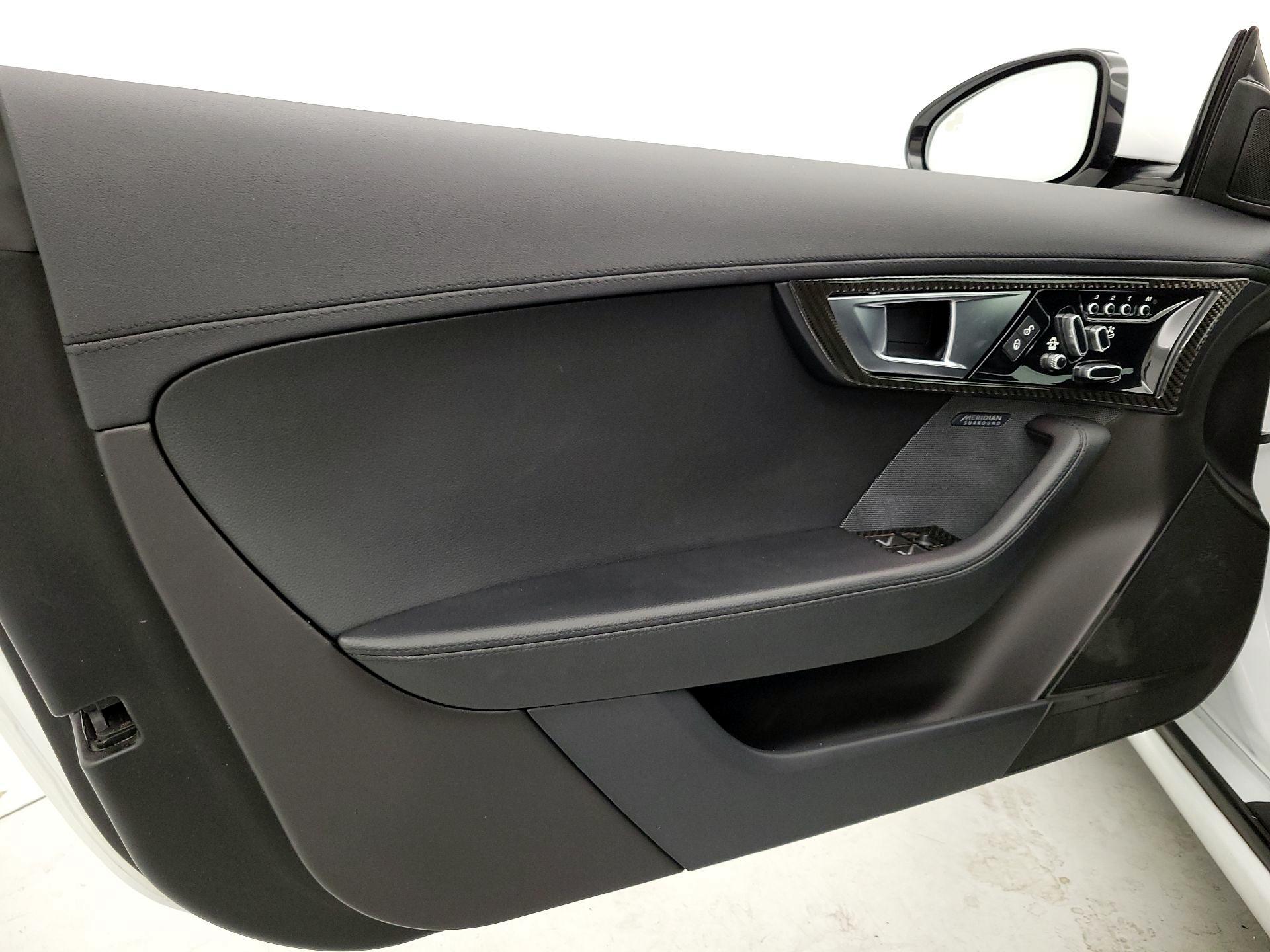 Thumbnail: 2016 Jaguar F-Type - 12