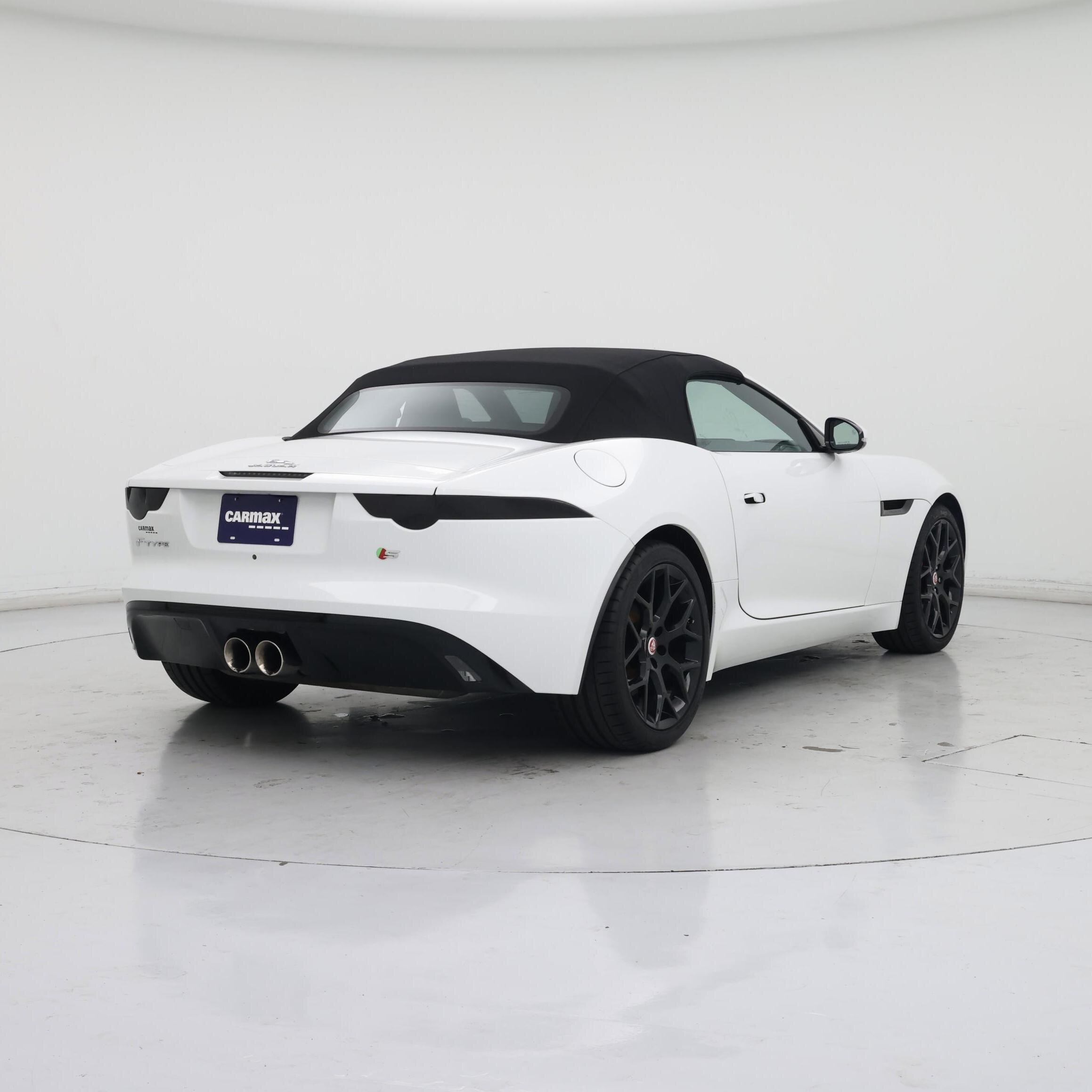Thumbnail: 2016 Jaguar F-Type - 8
