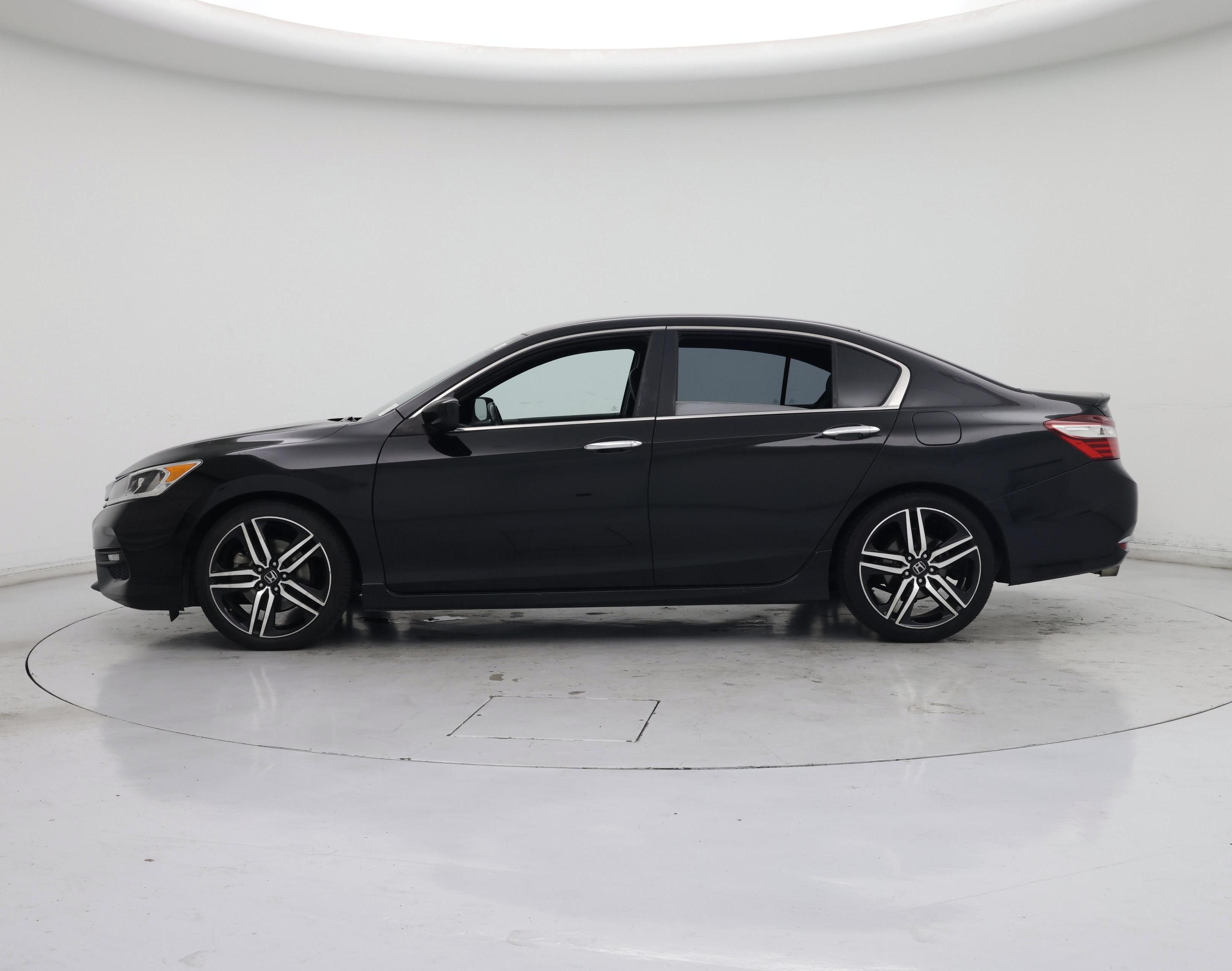 Thumbnail: 2017 Honda Accord - 3