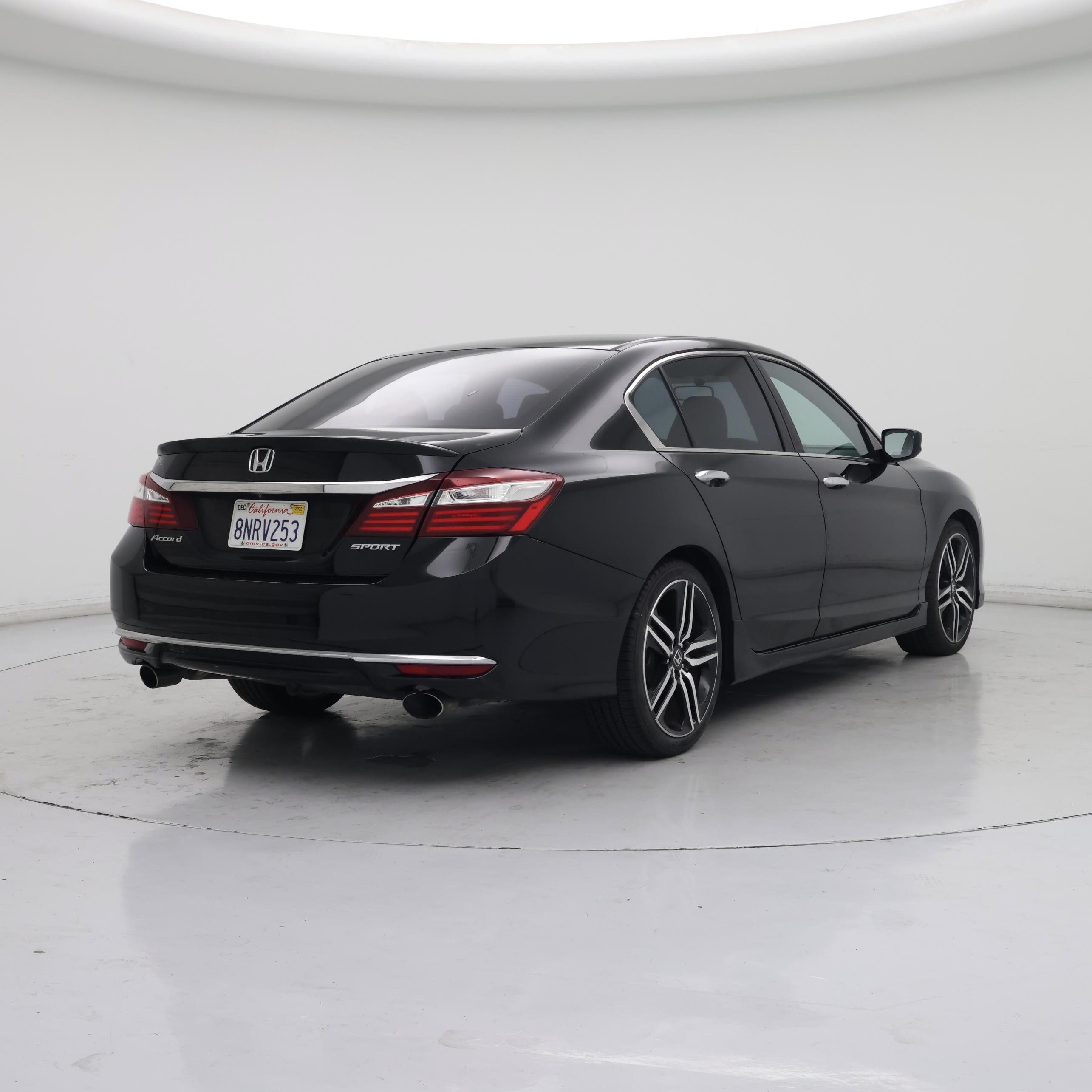 Thumbnail: 2017 Honda Accord - 8