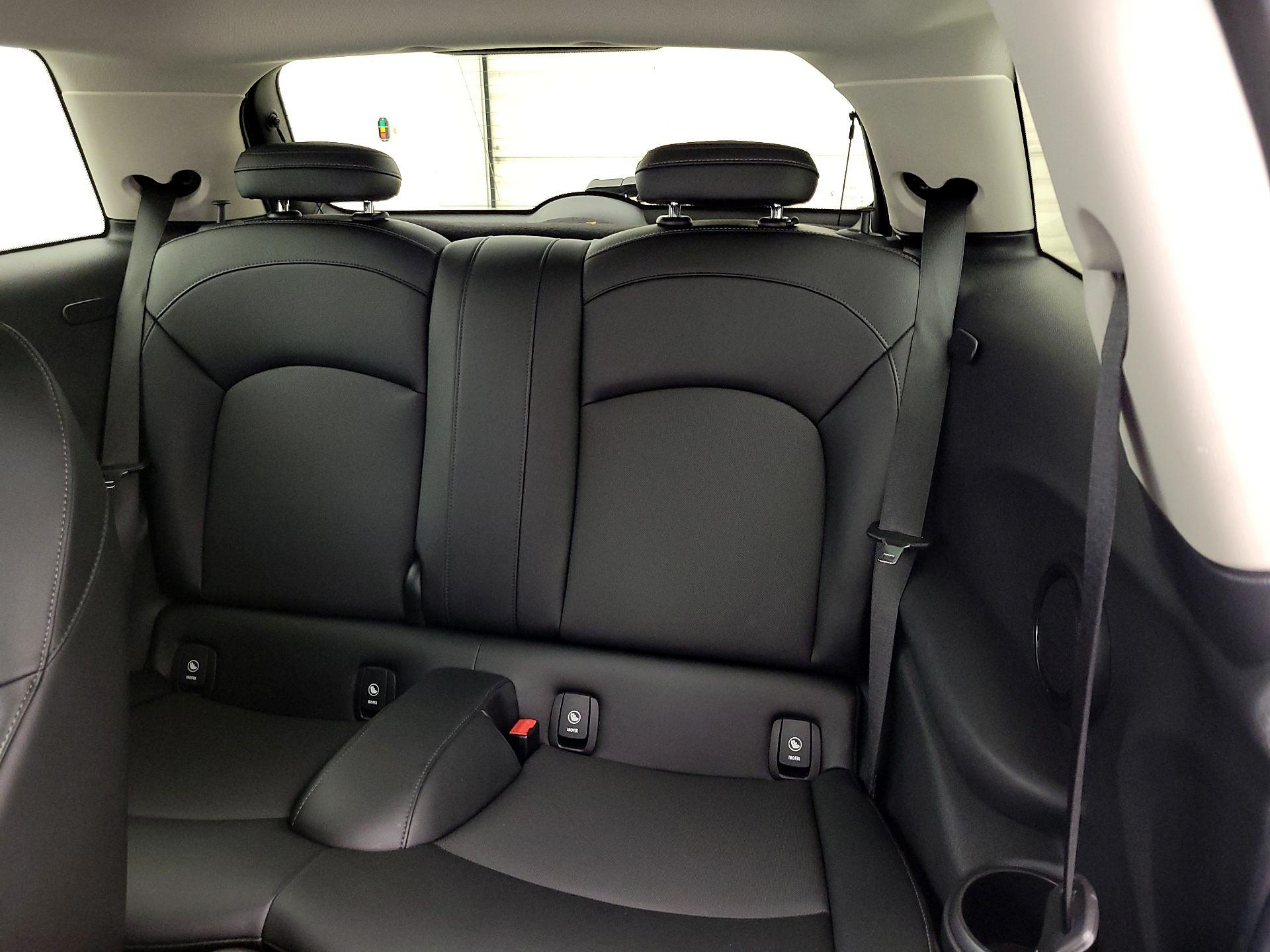Thumbnail: 2017 MINI Cooper Hardtop - 19