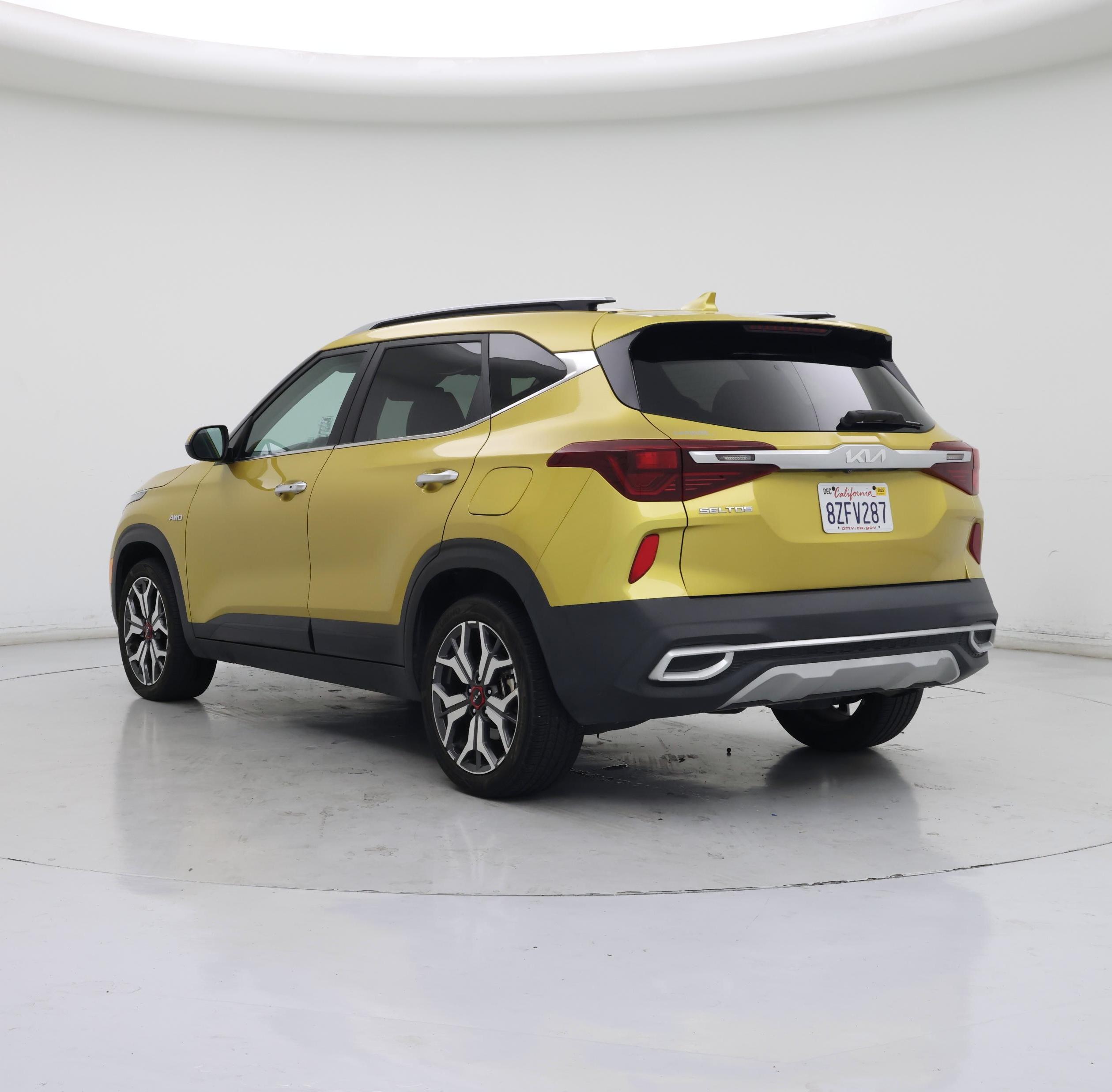 Thumbnail: 2022 Kia Seltos - 2