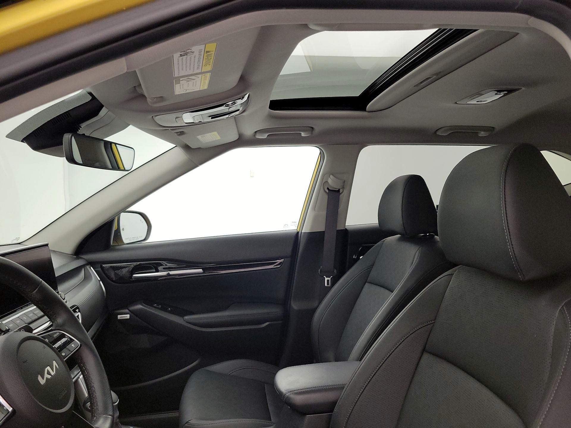 Thumbnail: 2022 Kia Seltos - 20