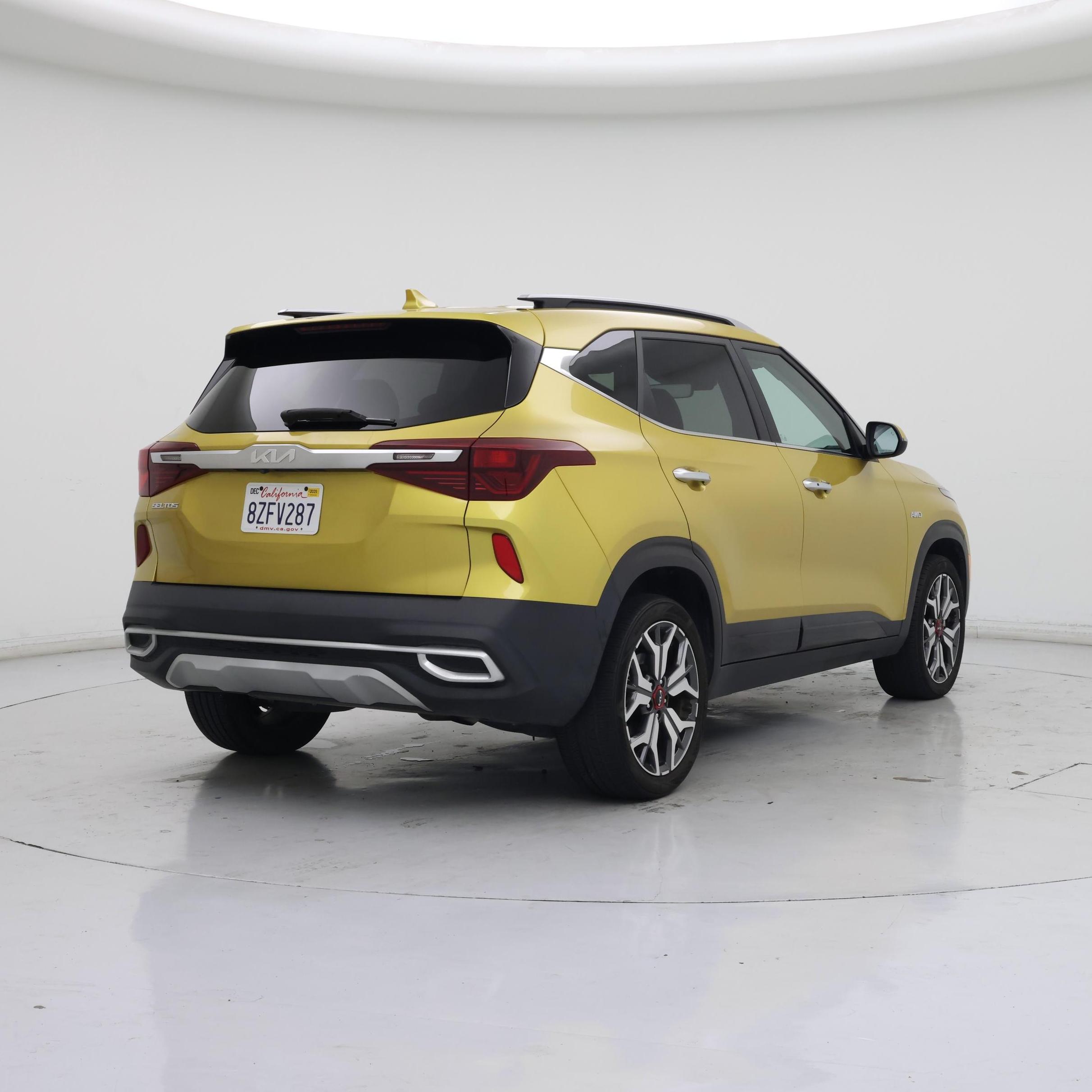 Thumbnail: 2022 Kia Seltos - 8