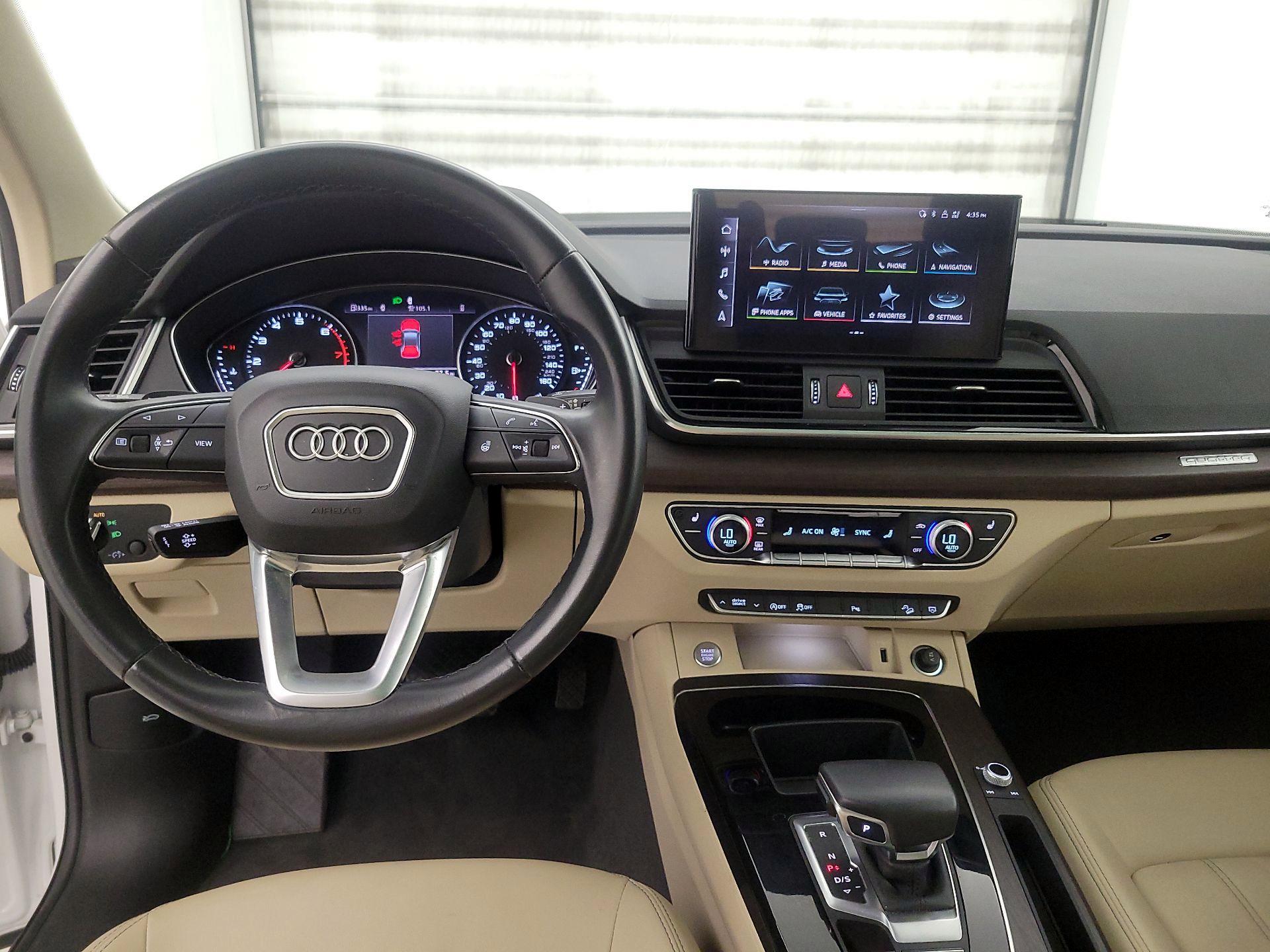 Thumbnail: 2022 Audi Q5 - 9