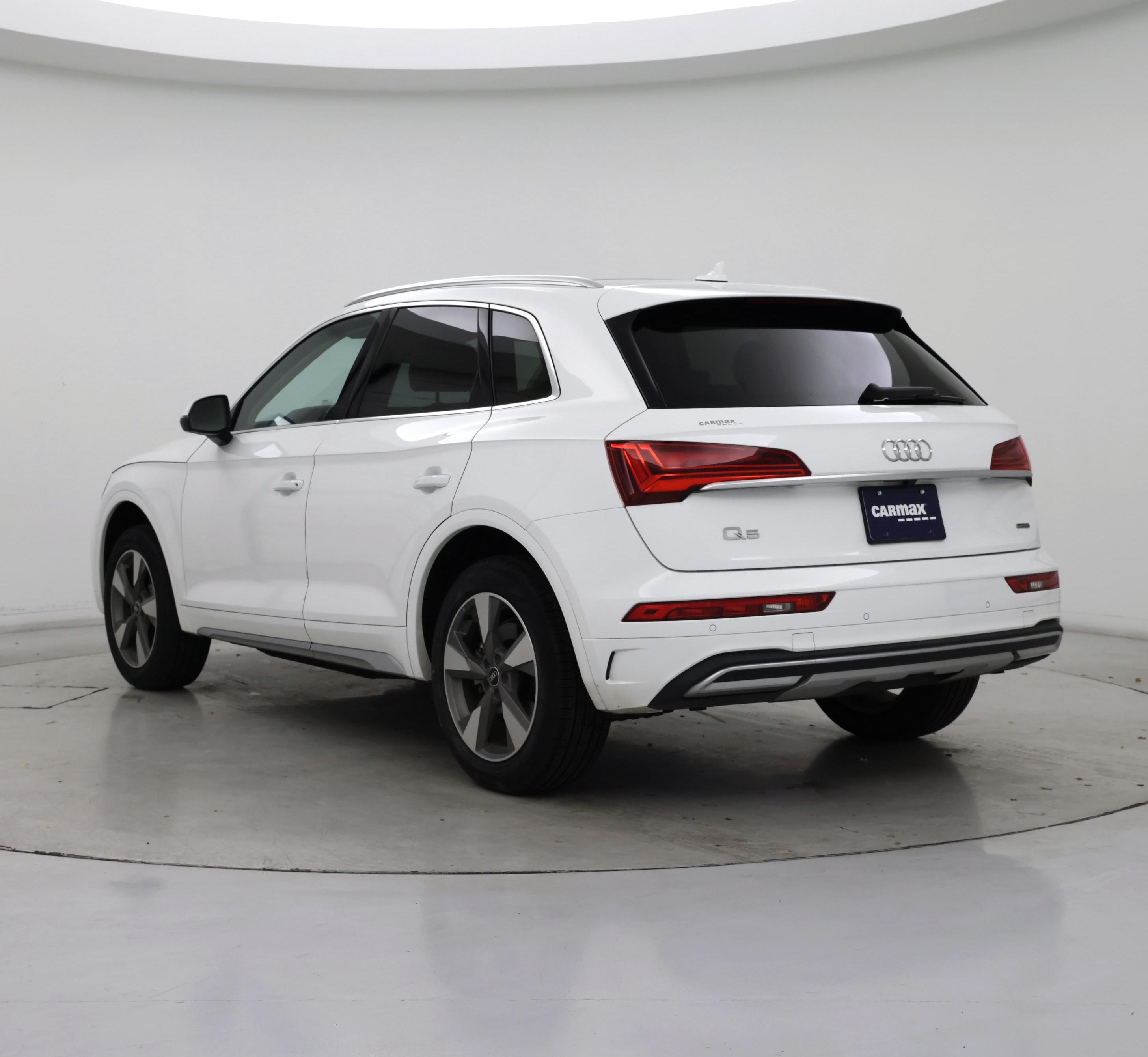Thumbnail: 2022 Audi Q5 - 2