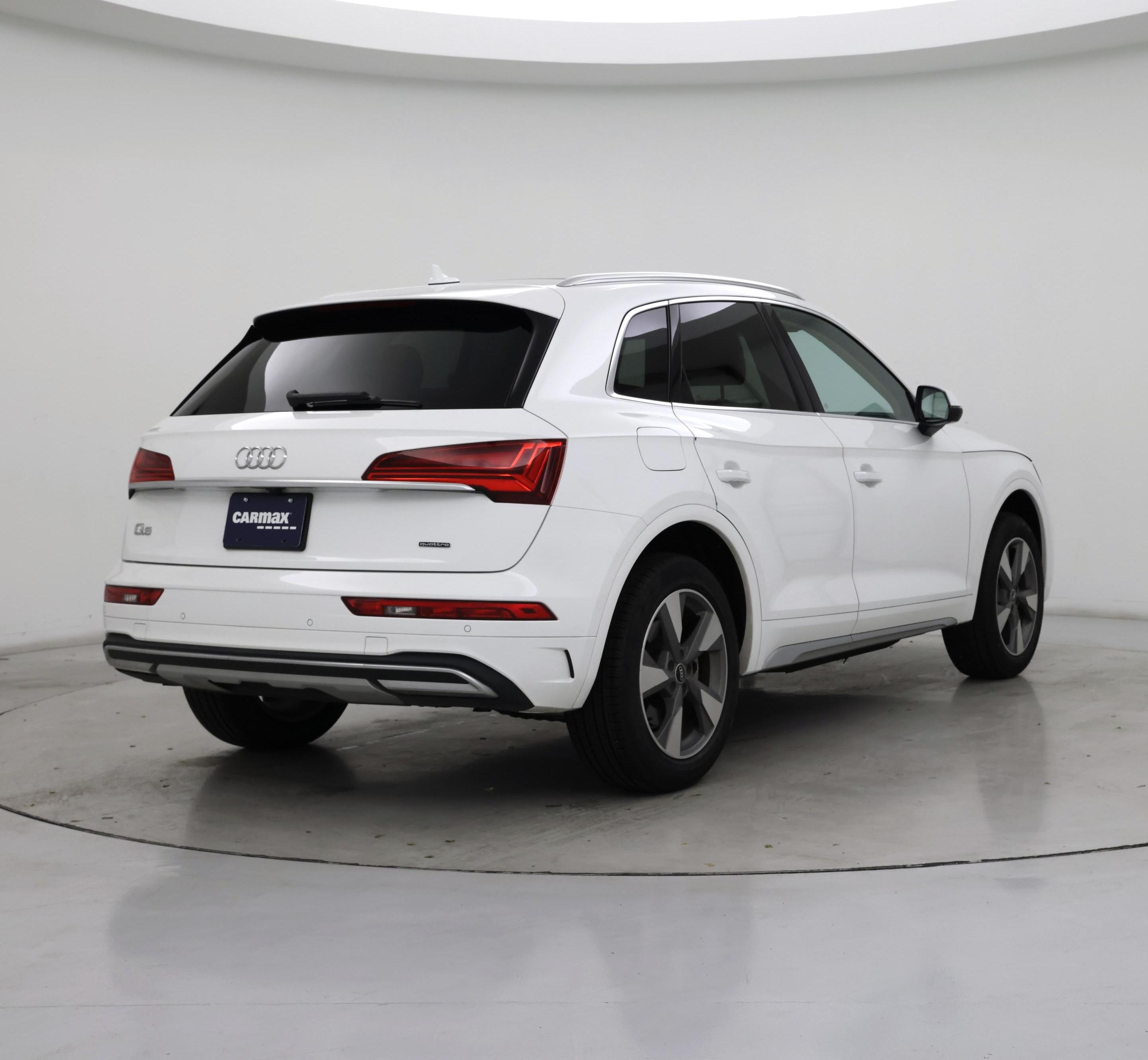 Thumbnail: 2022 Audi Q5 - 8