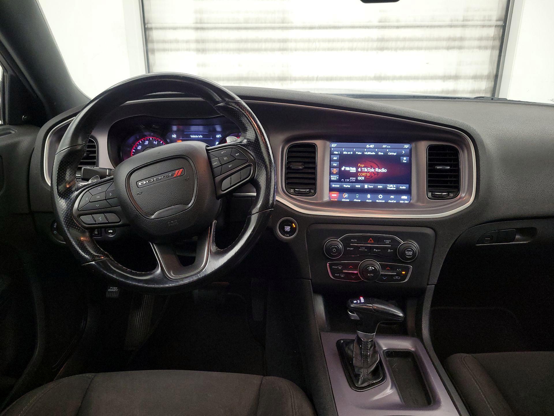 Thumbnail: 2020 Dodge Charger - 9