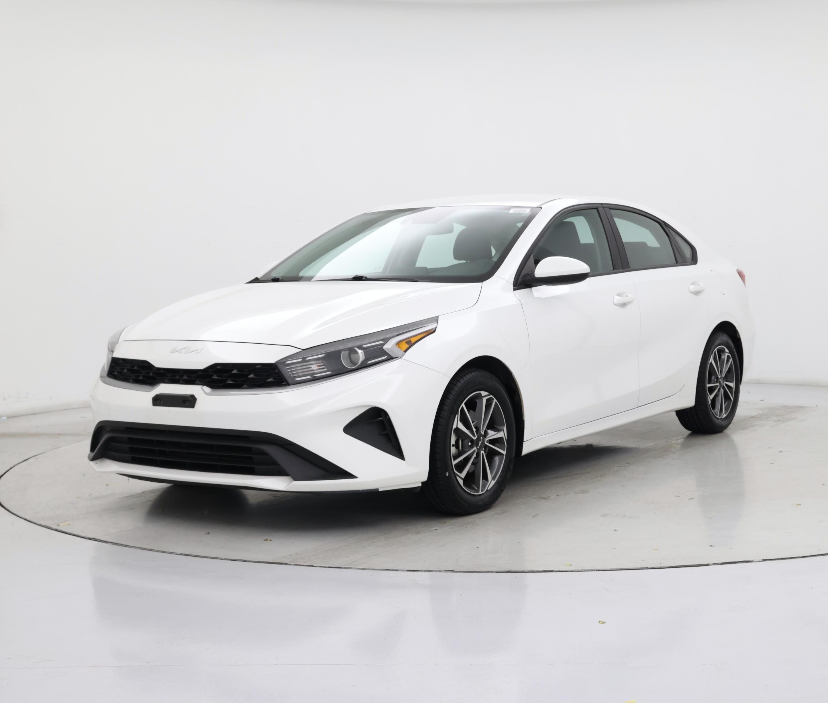 Thumbnail: 2023 Kia Forte - 4