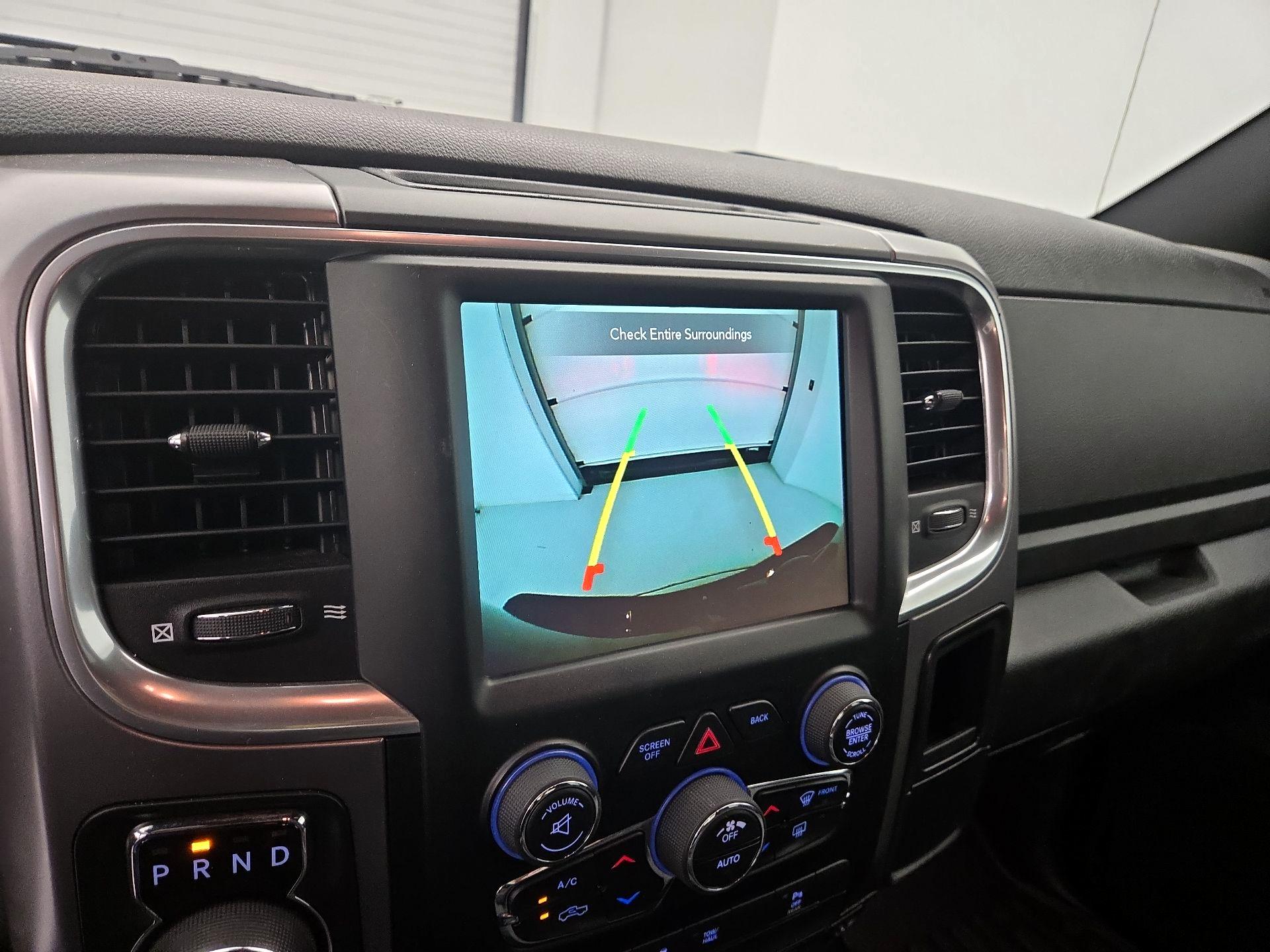 Thumbnail: 2021 RAM 1500 Classic - 14