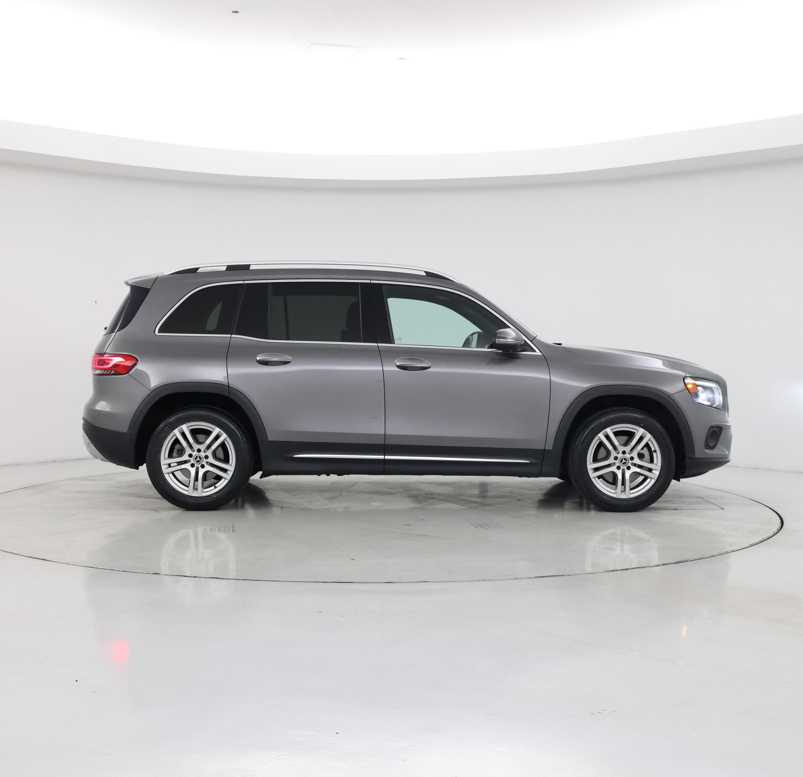 Thumbnail: 2020 Mercedes-Benz GLB - 7