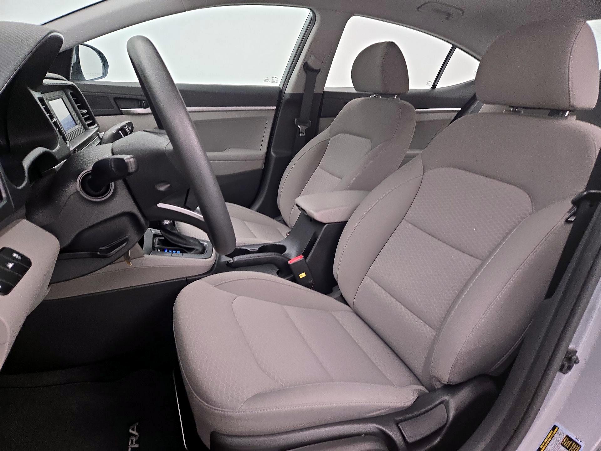 Thumbnail: 2020 Hyundai Elantra - 11