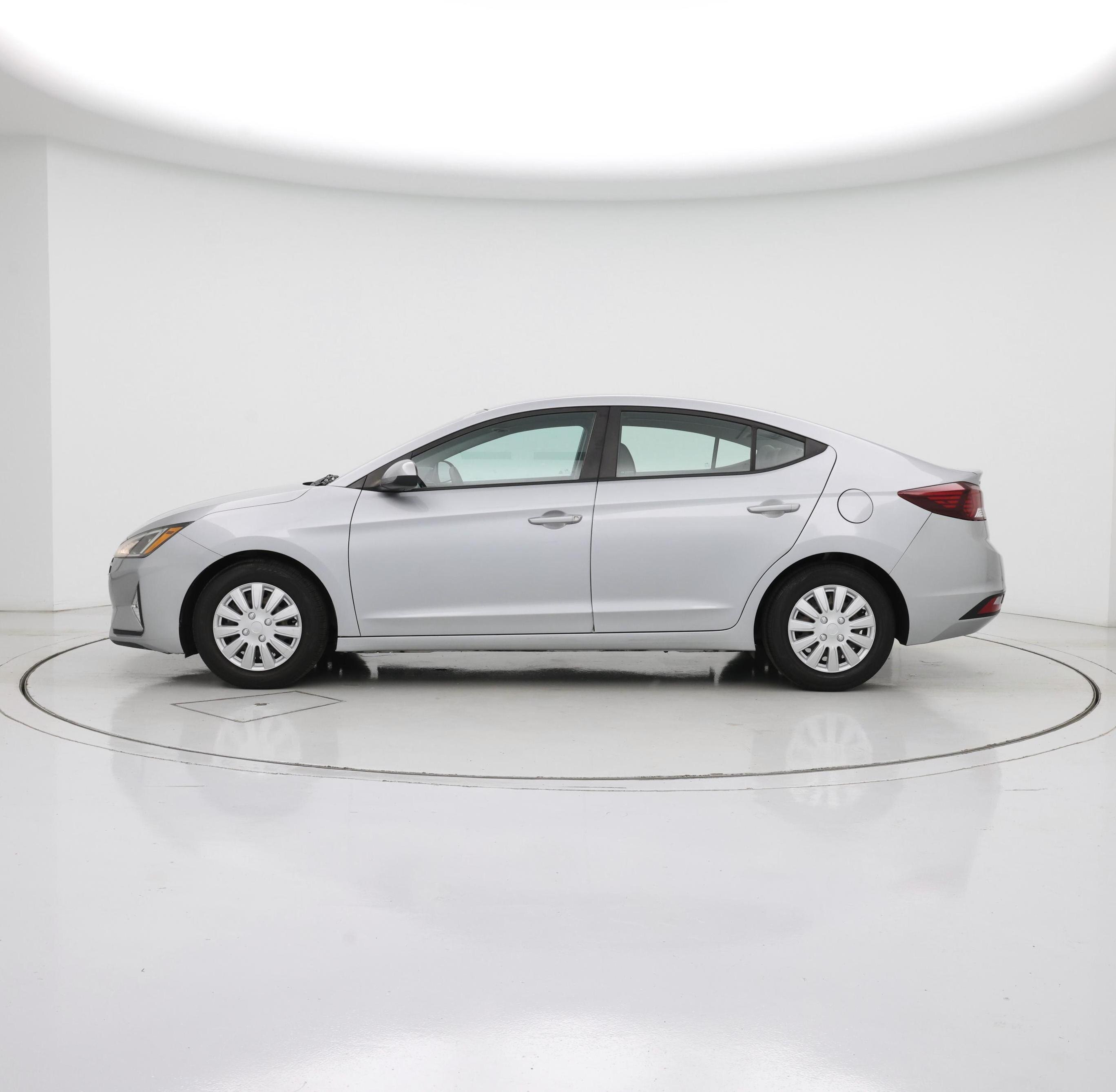 Thumbnail: 2020 Hyundai Elantra - 3