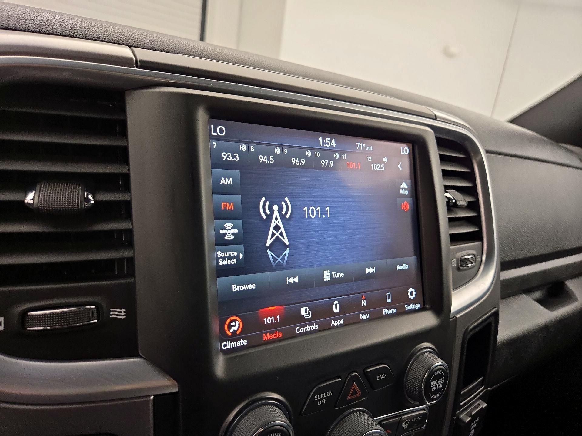 Thumbnail: 2023 RAM 1500 Classic - 16