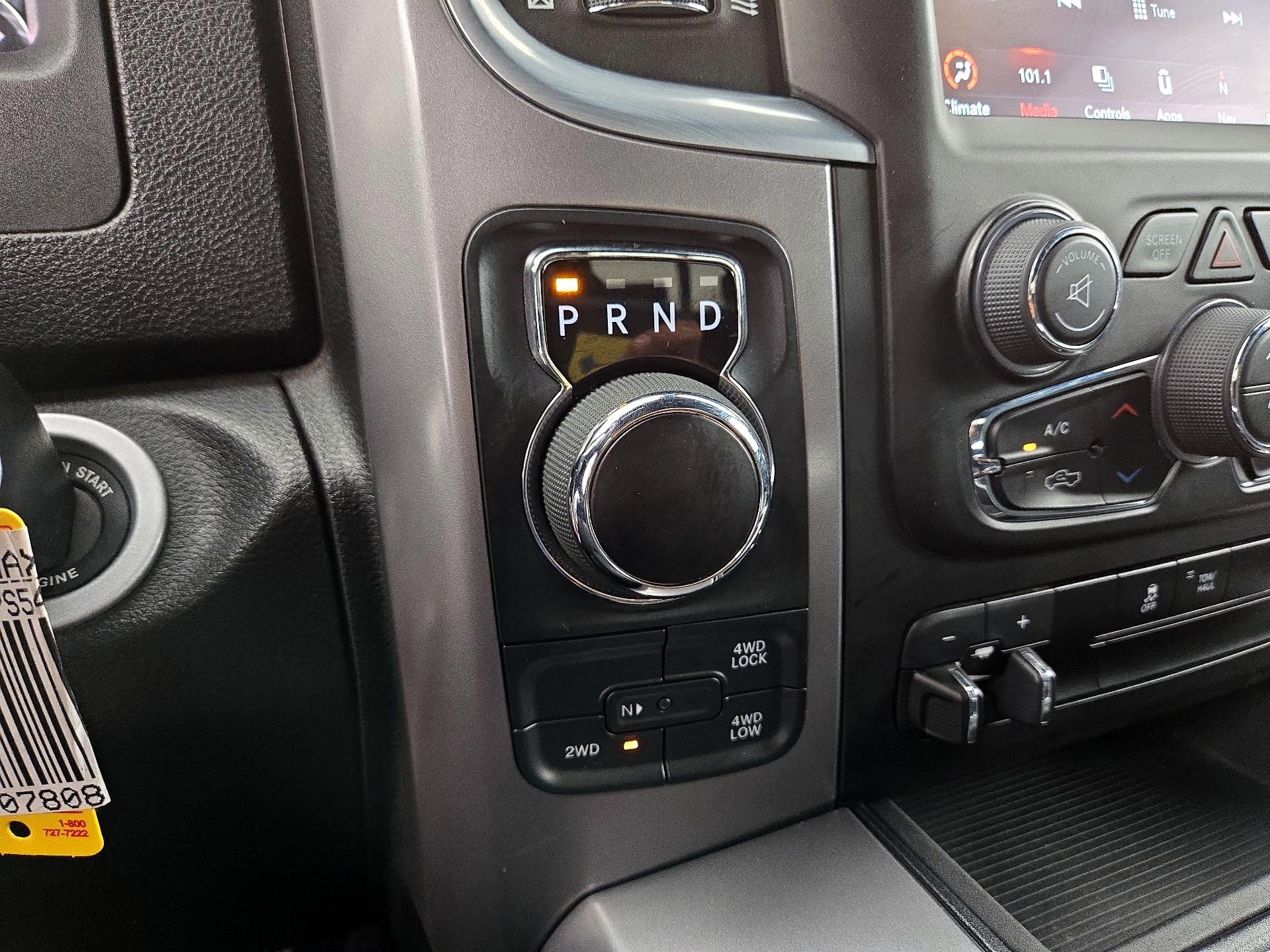 Thumbnail: 2023 RAM 1500 Classic - 18