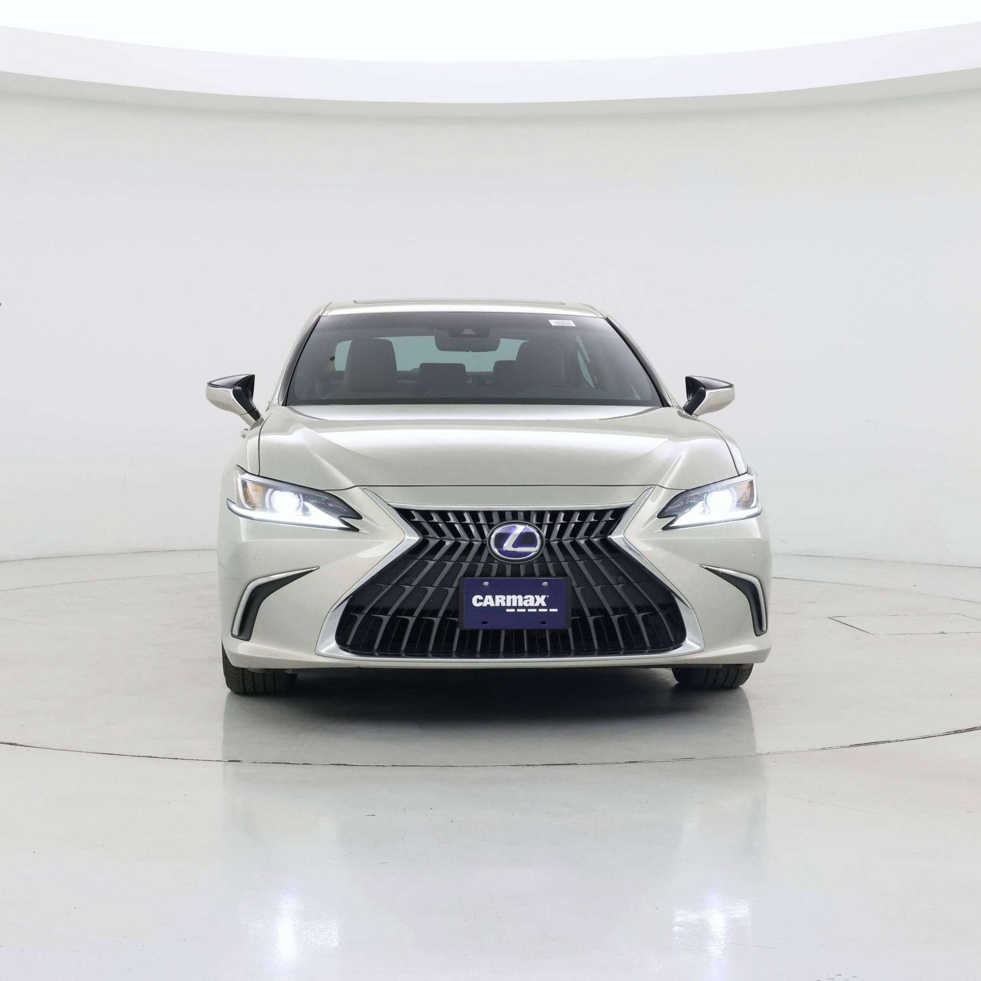 Thumbnail: 2022 Lexus ES - 5