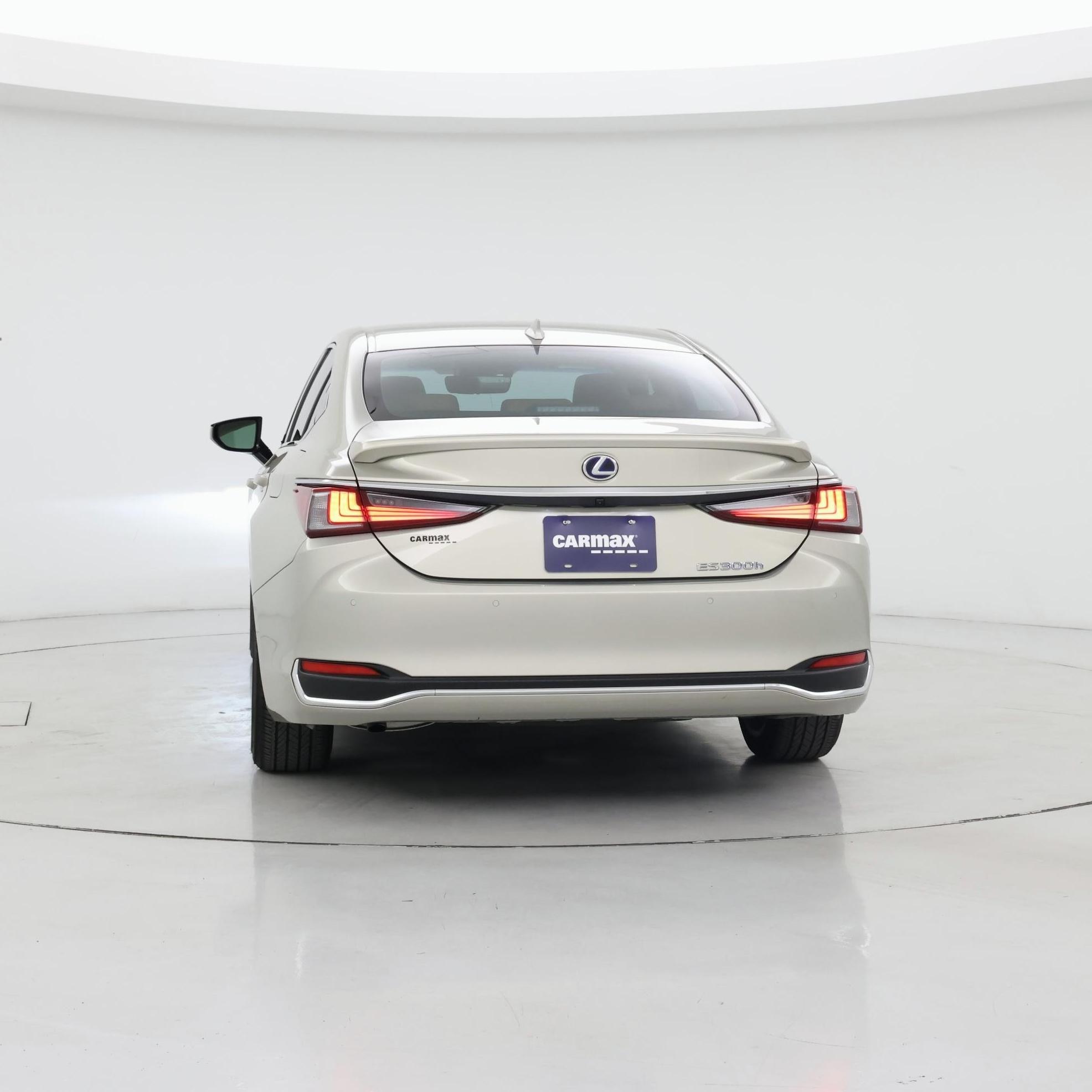 Thumbnail: 2022 Lexus ES - 6