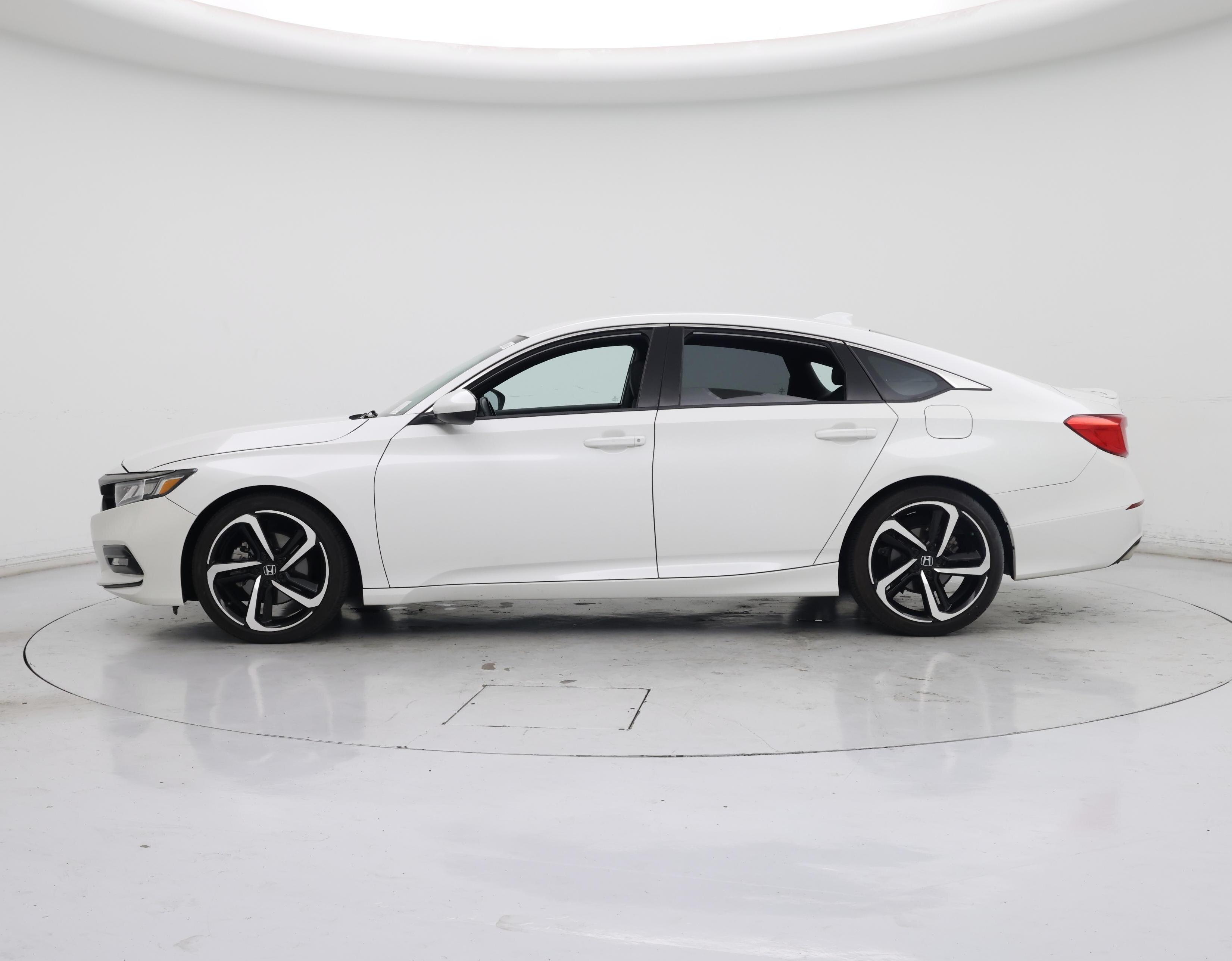 Thumbnail: 2018 Honda Accord - 3