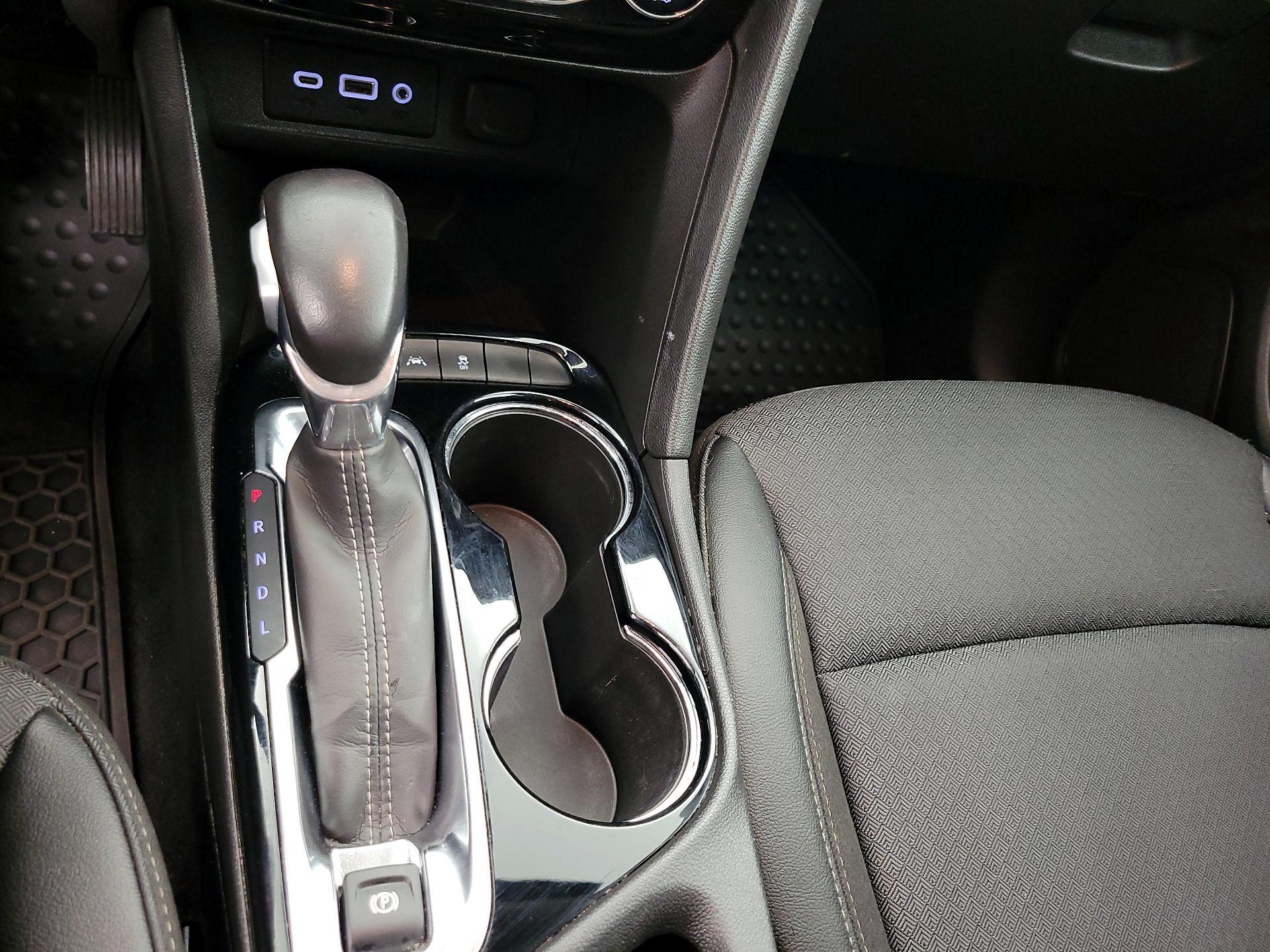 Thumbnail: 2022 Buick Encore GX - 17