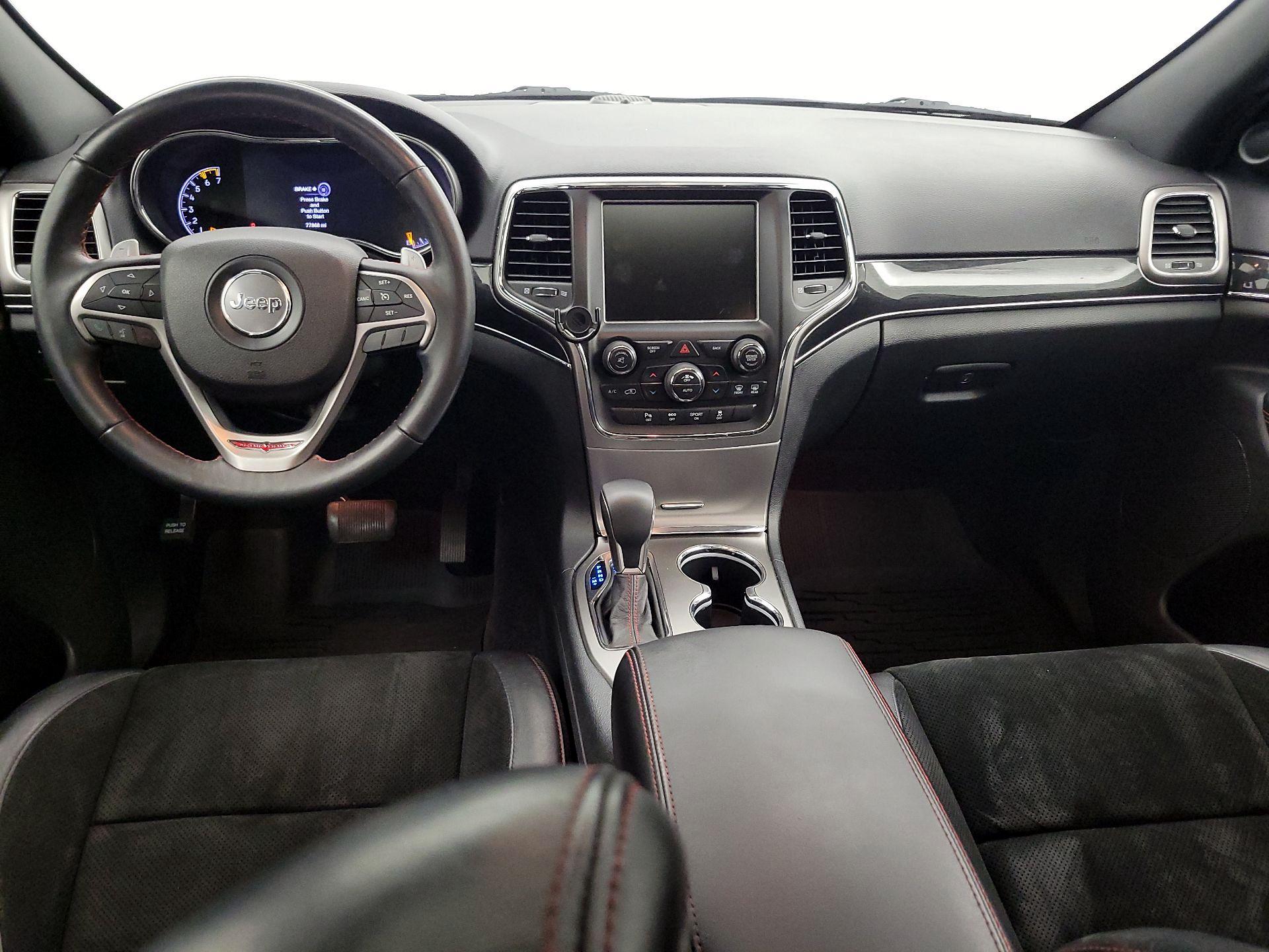Thumbnail: 2017 Jeep Grand Cherokee - 9
