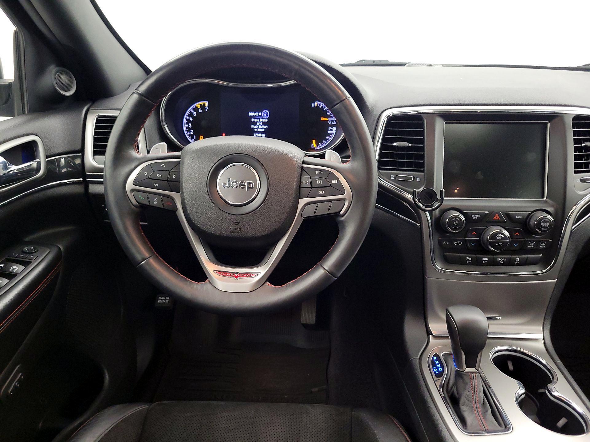 Thumbnail: 2017 Jeep Grand Cherokee - 10