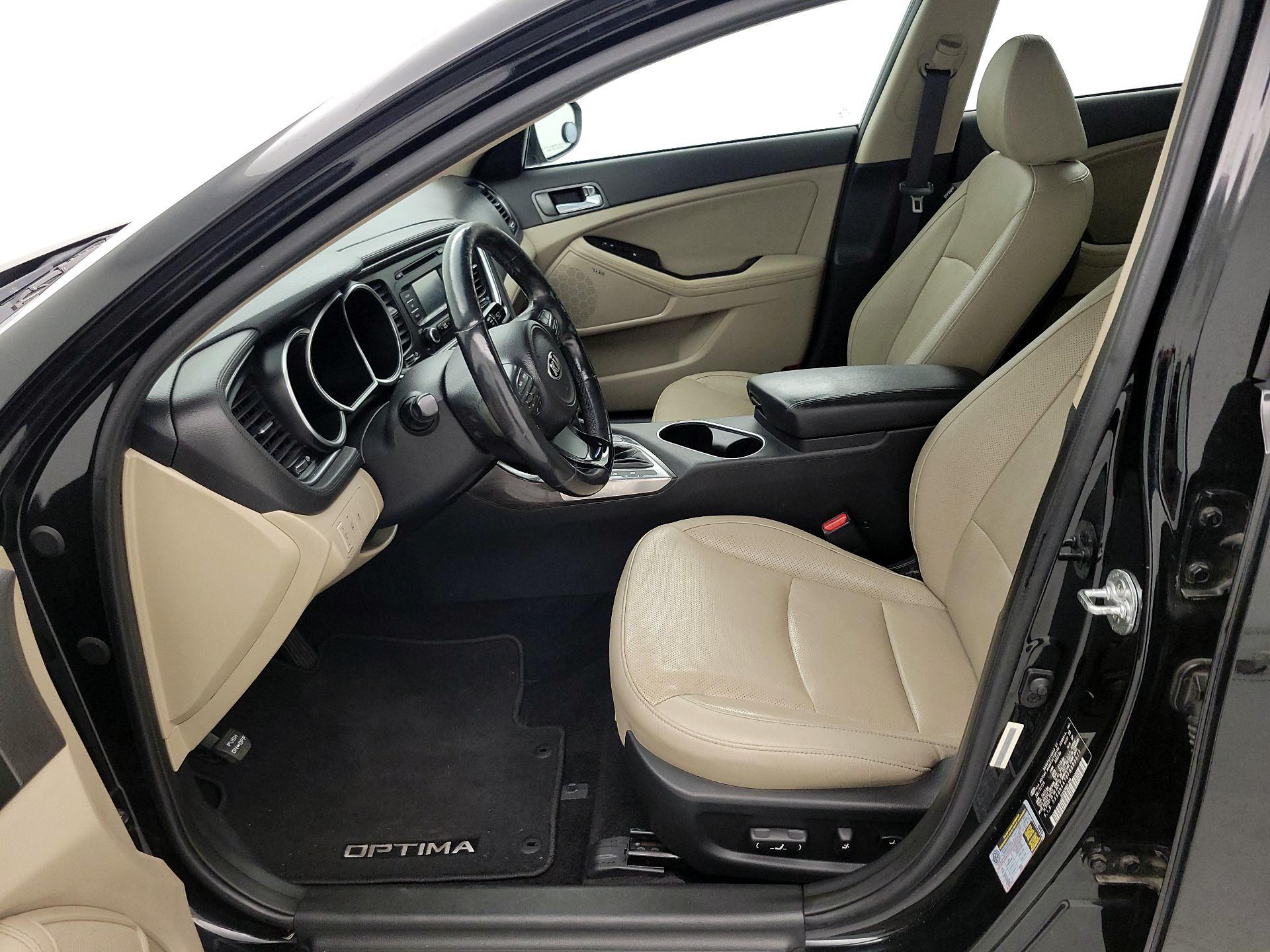 Thumbnail: 2015 Kia Optima - 11