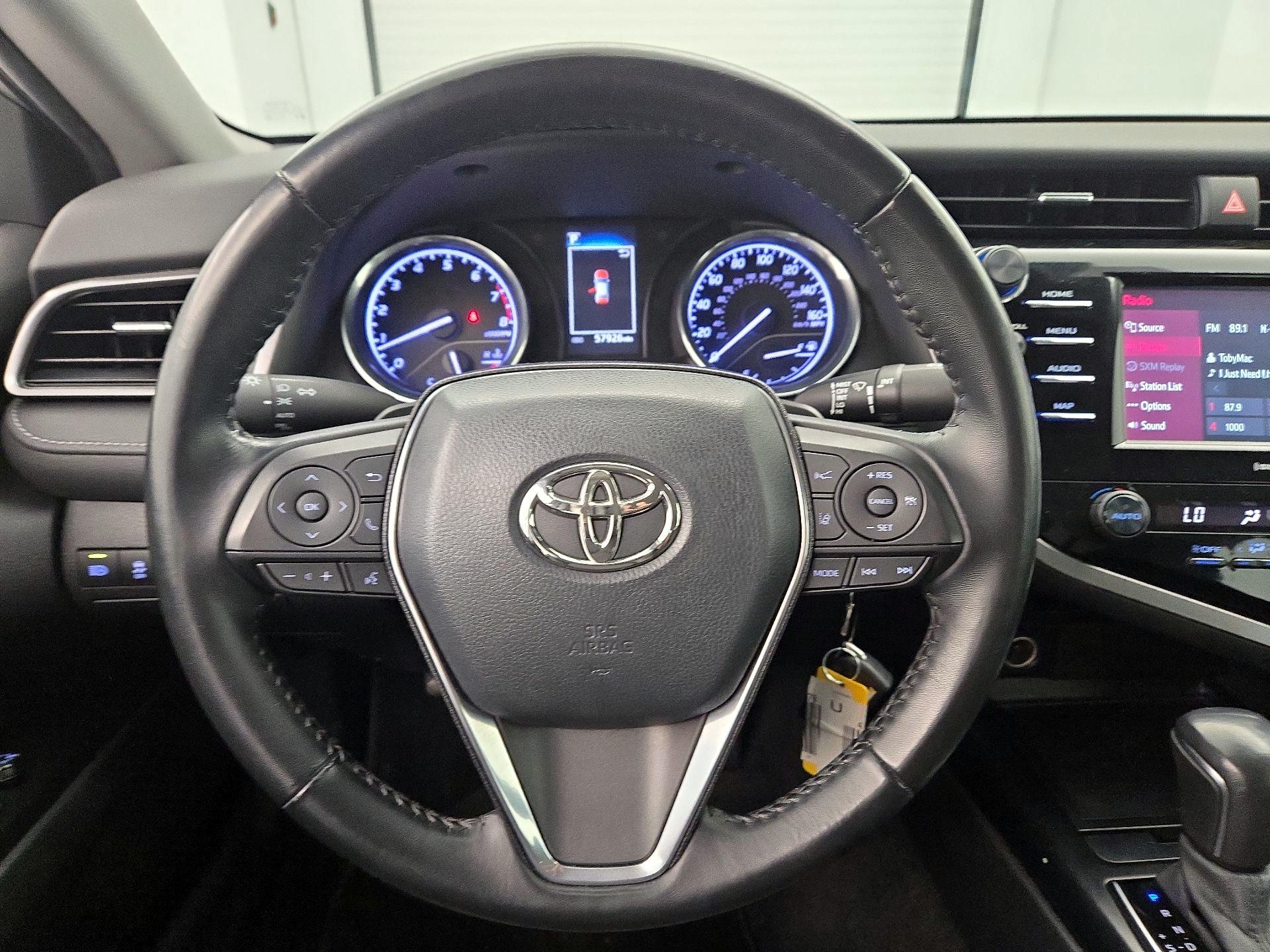 Thumbnail: 2020 Toyota Camry - 10