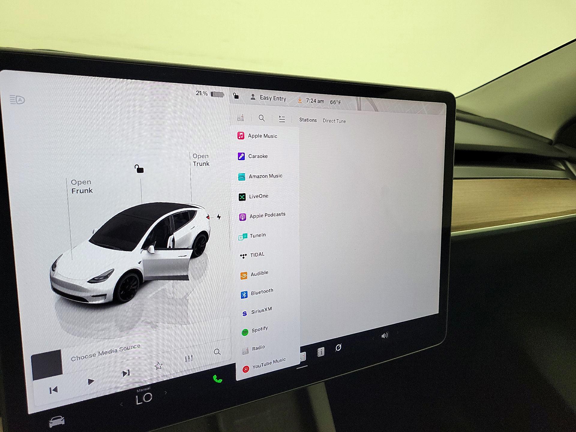 Thumbnail: 2023 Tesla Model Y - 15