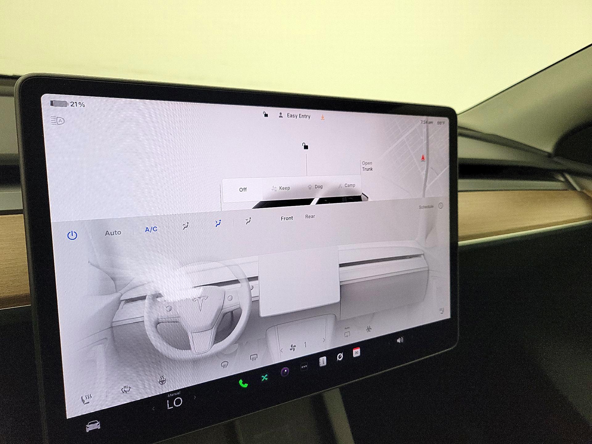 Thumbnail: 2023 Tesla Model Y - 16