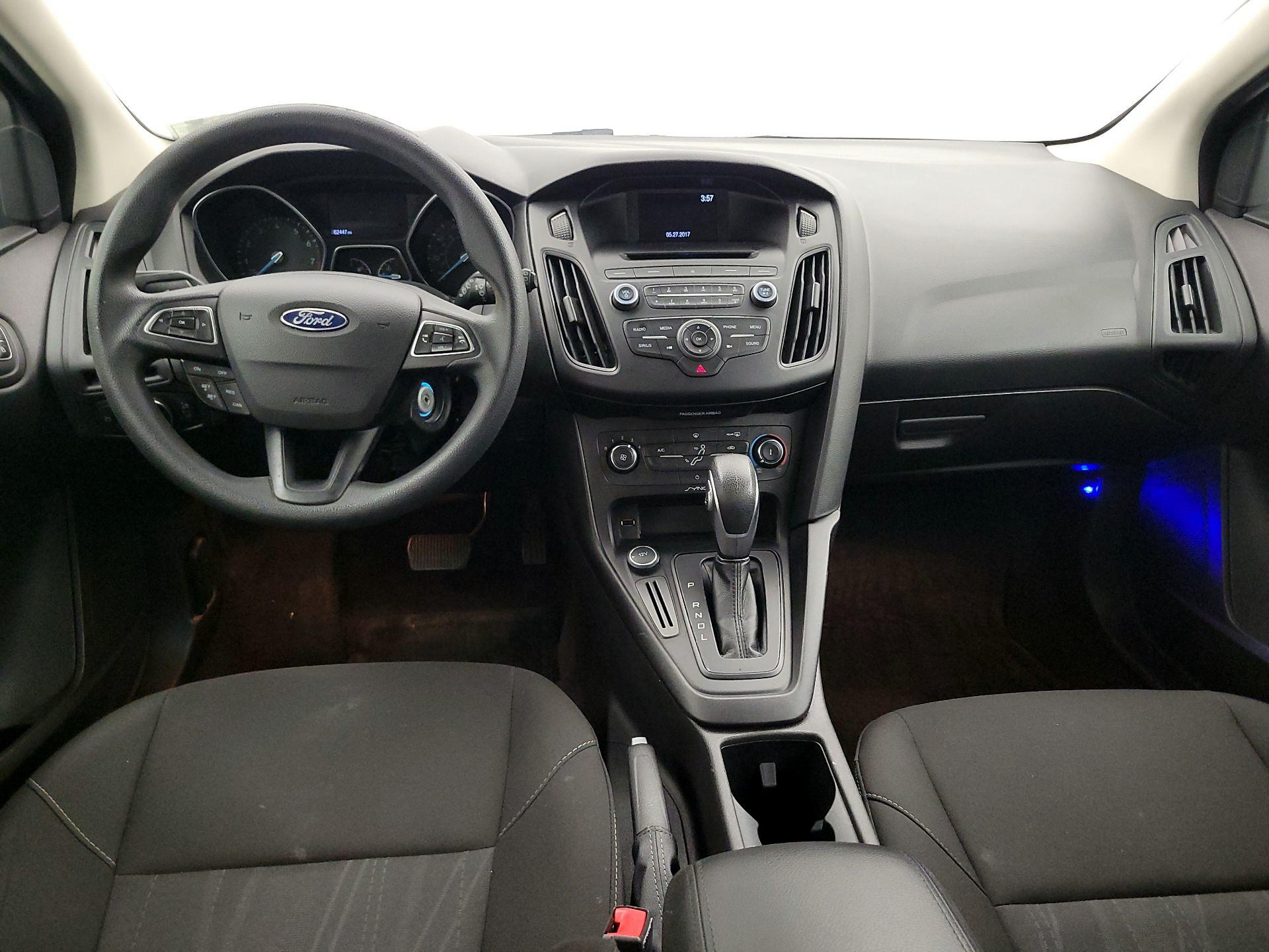 Thumbnail: 2017 Ford Focus - 9