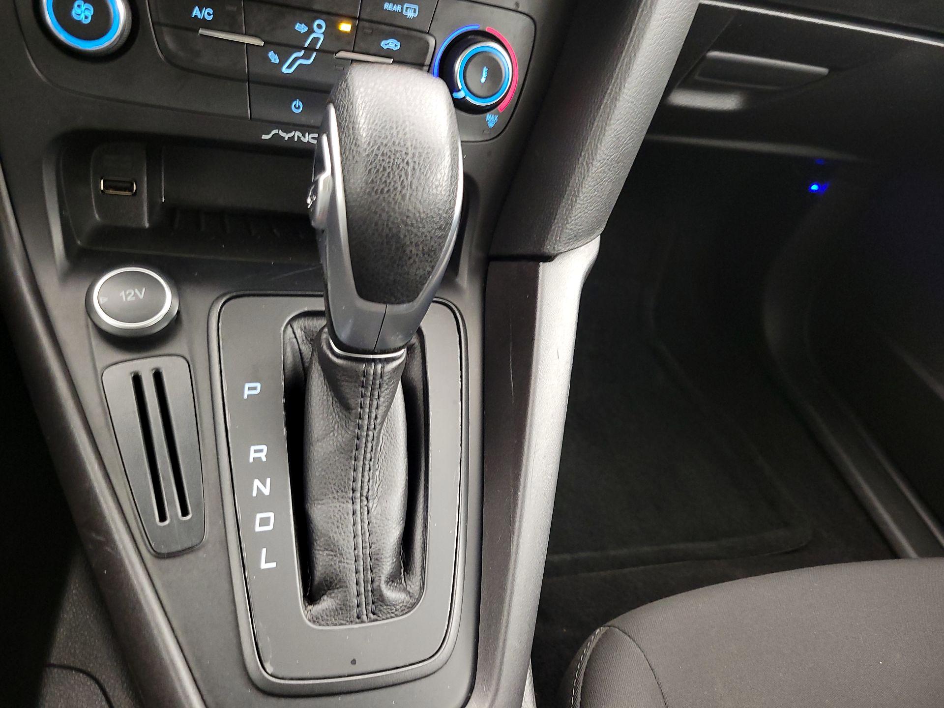 Thumbnail: 2017 Ford Focus - 17