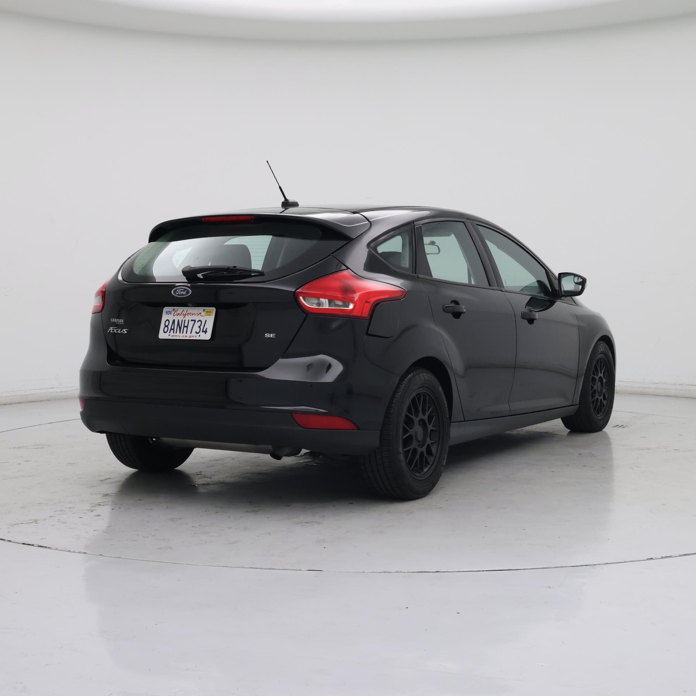 Thumbnail: 2017 Ford Focus - 8
