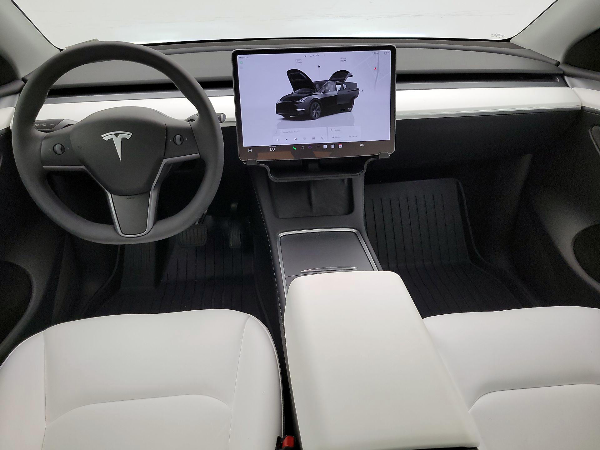 Thumbnail: 2024 Tesla Model Y - 9