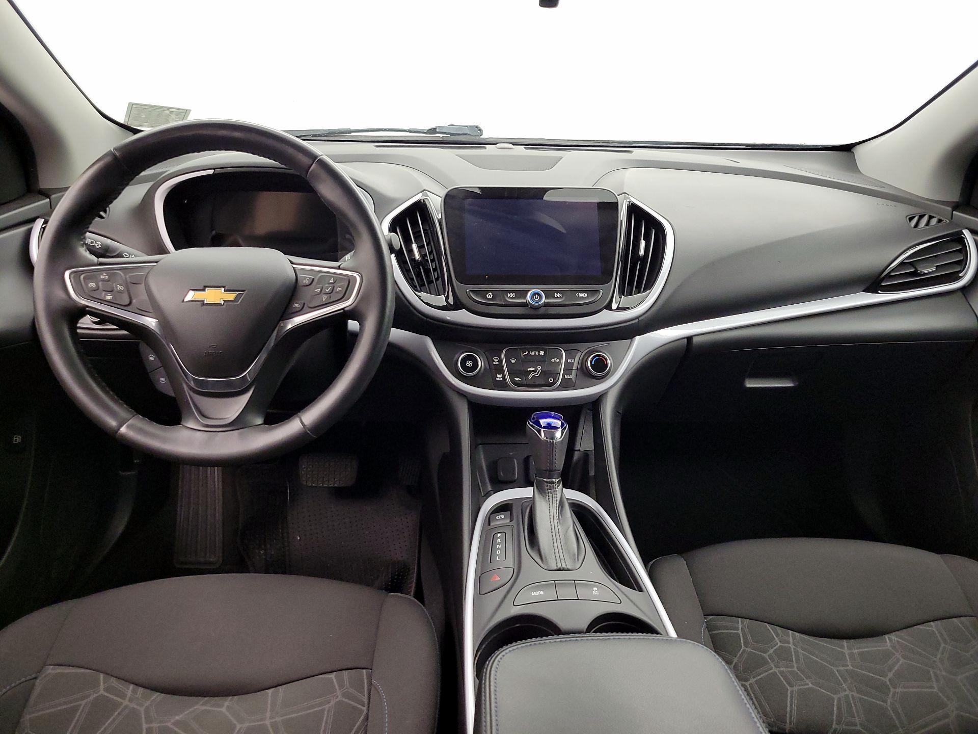 Thumbnail: 2017 Chevrolet Volt - 9