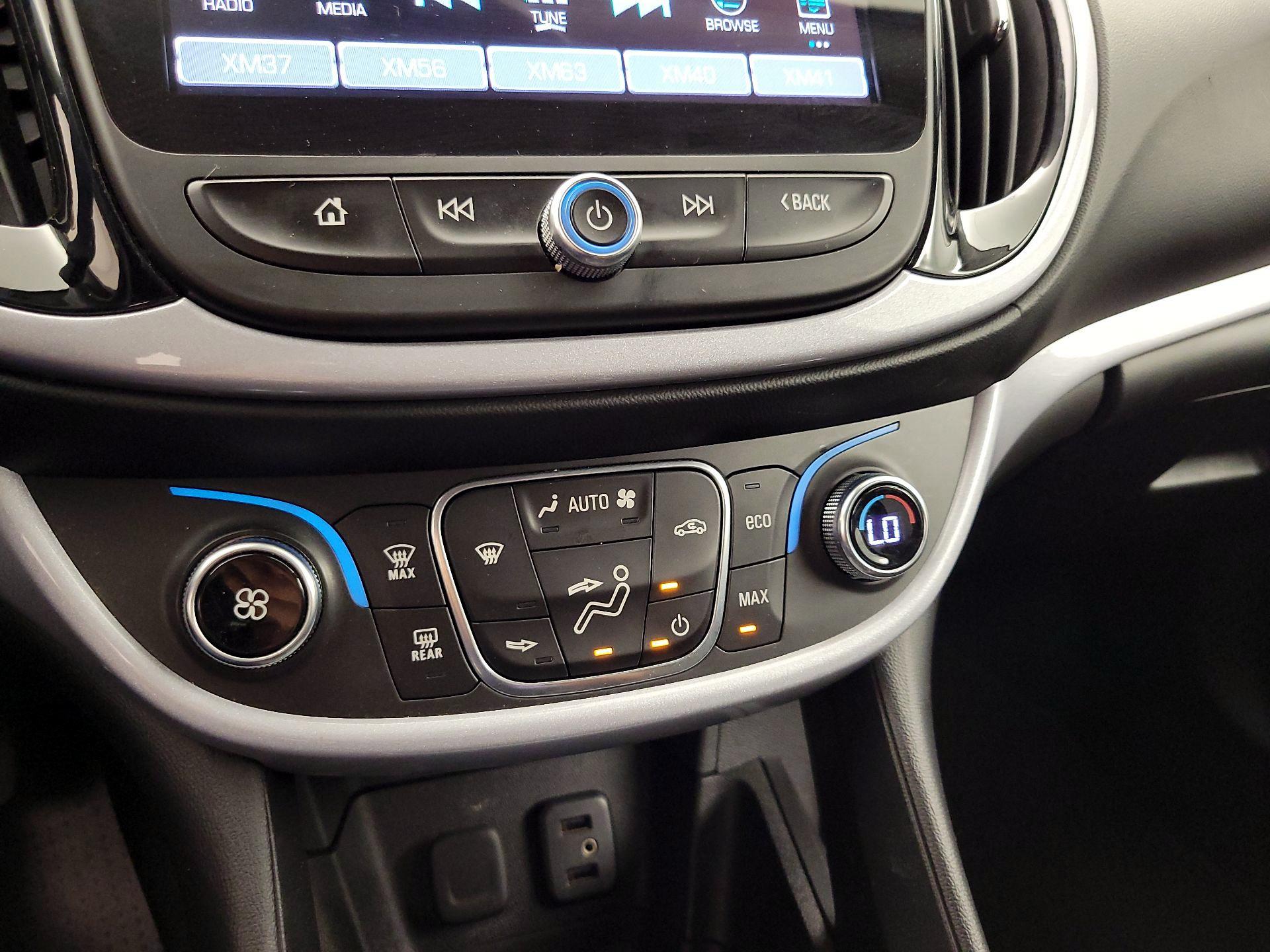 Thumbnail: 2017 Chevrolet Volt - 17