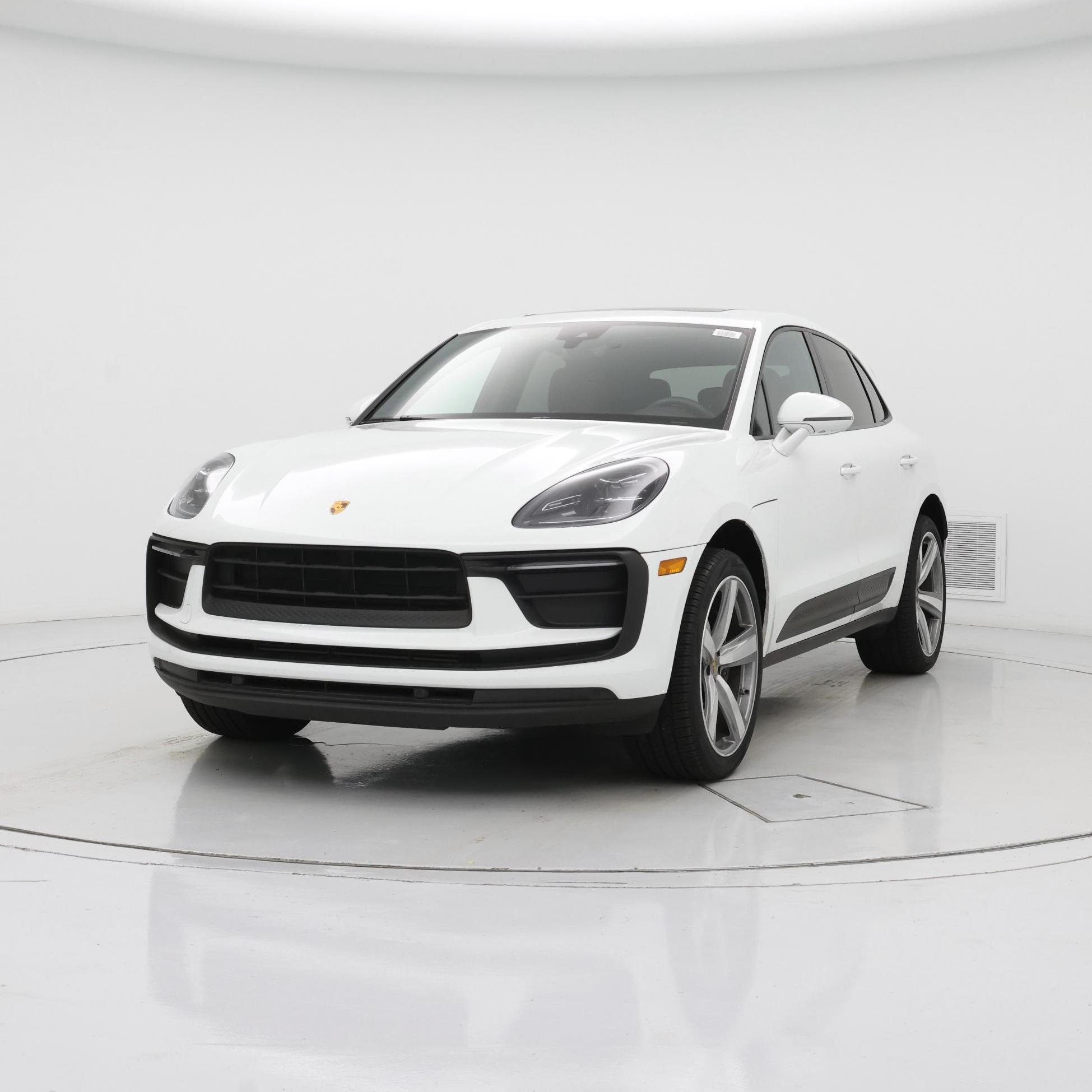 Thumbnail: 2022 Porsche Macan - 4