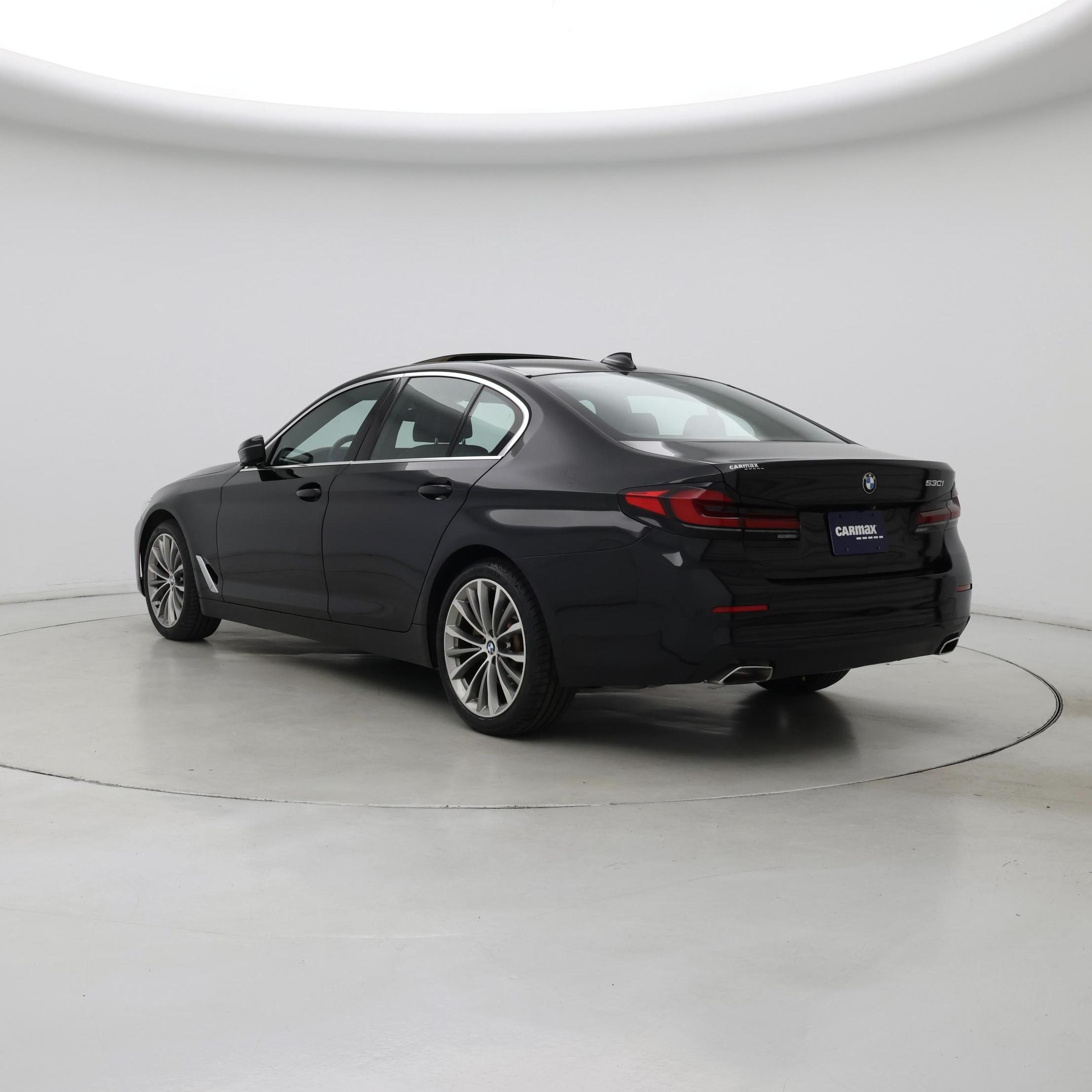 Thumbnail: 2021 BMW 5 Series - 2