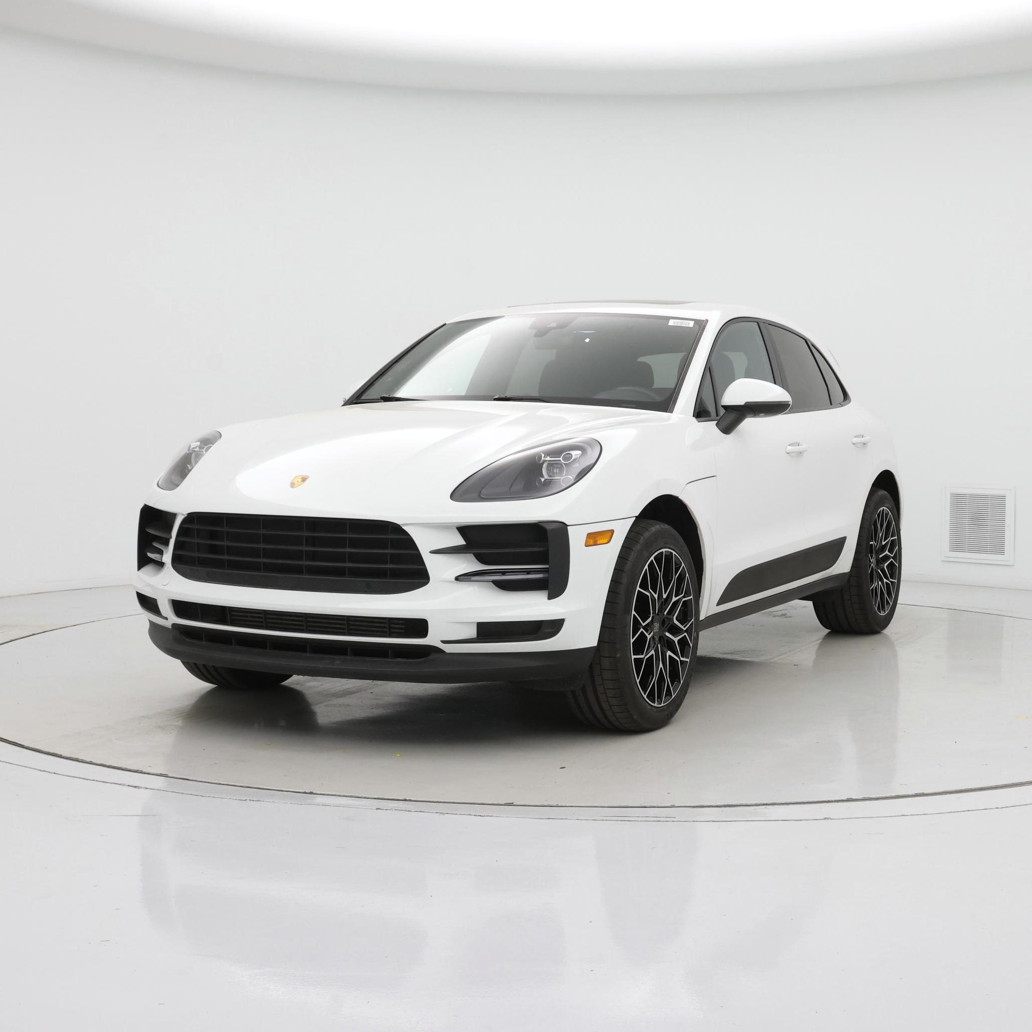 Thumbnail: 2021 Porsche Macan - 4