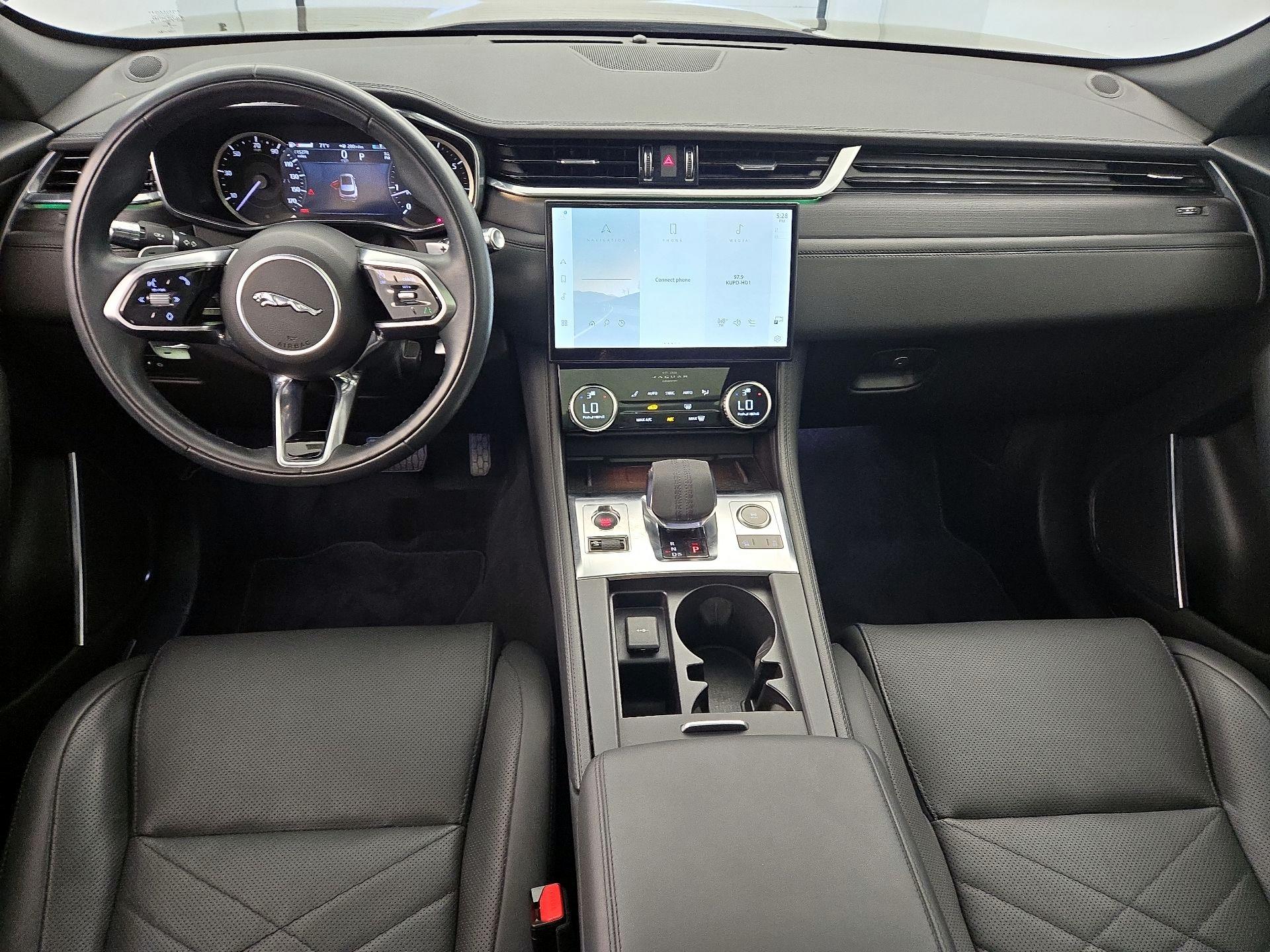 Thumbnail: 2022 Jaguar F-Pace - 9