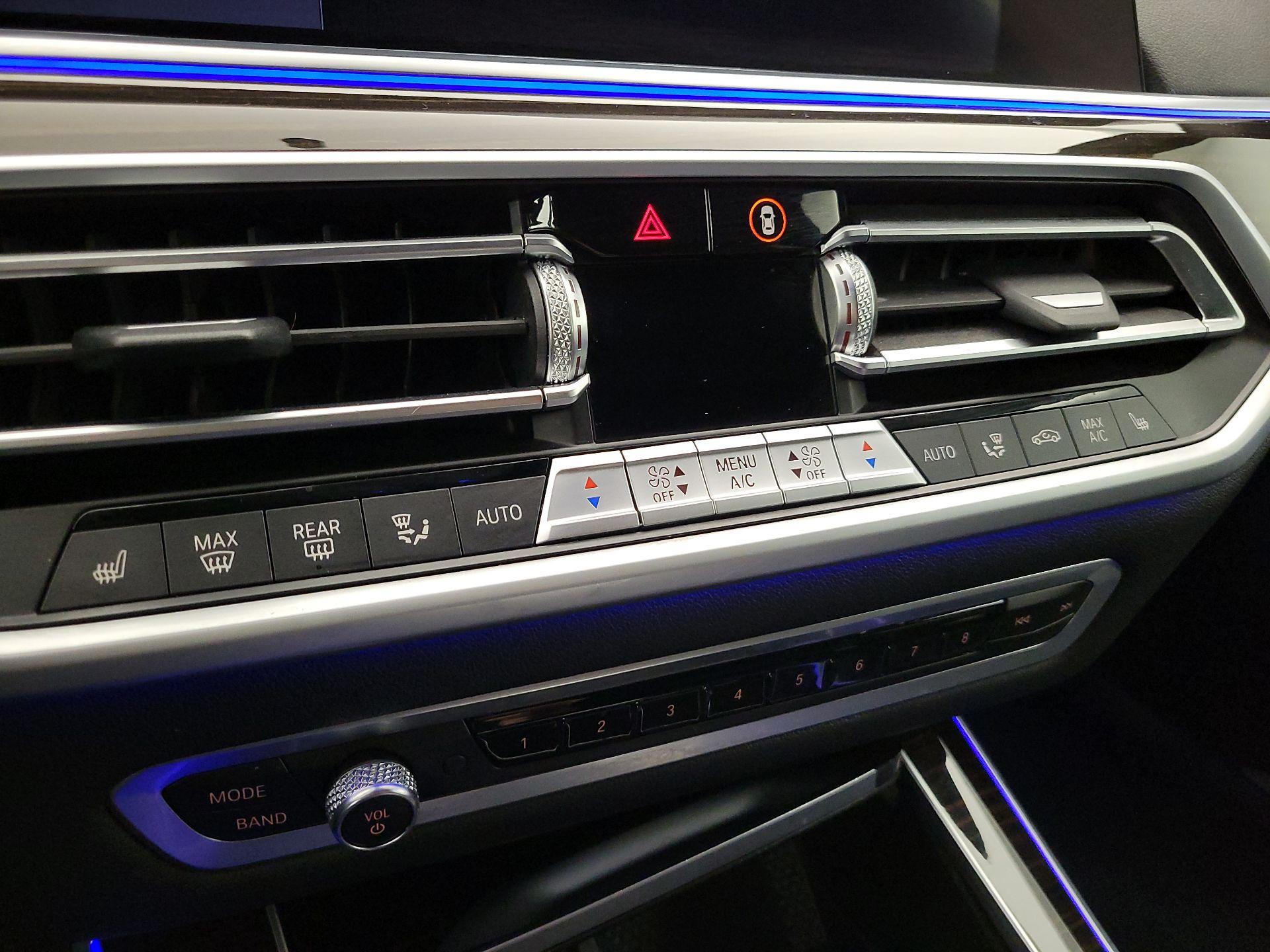 Thumbnail: 2021 BMW X5 - 17