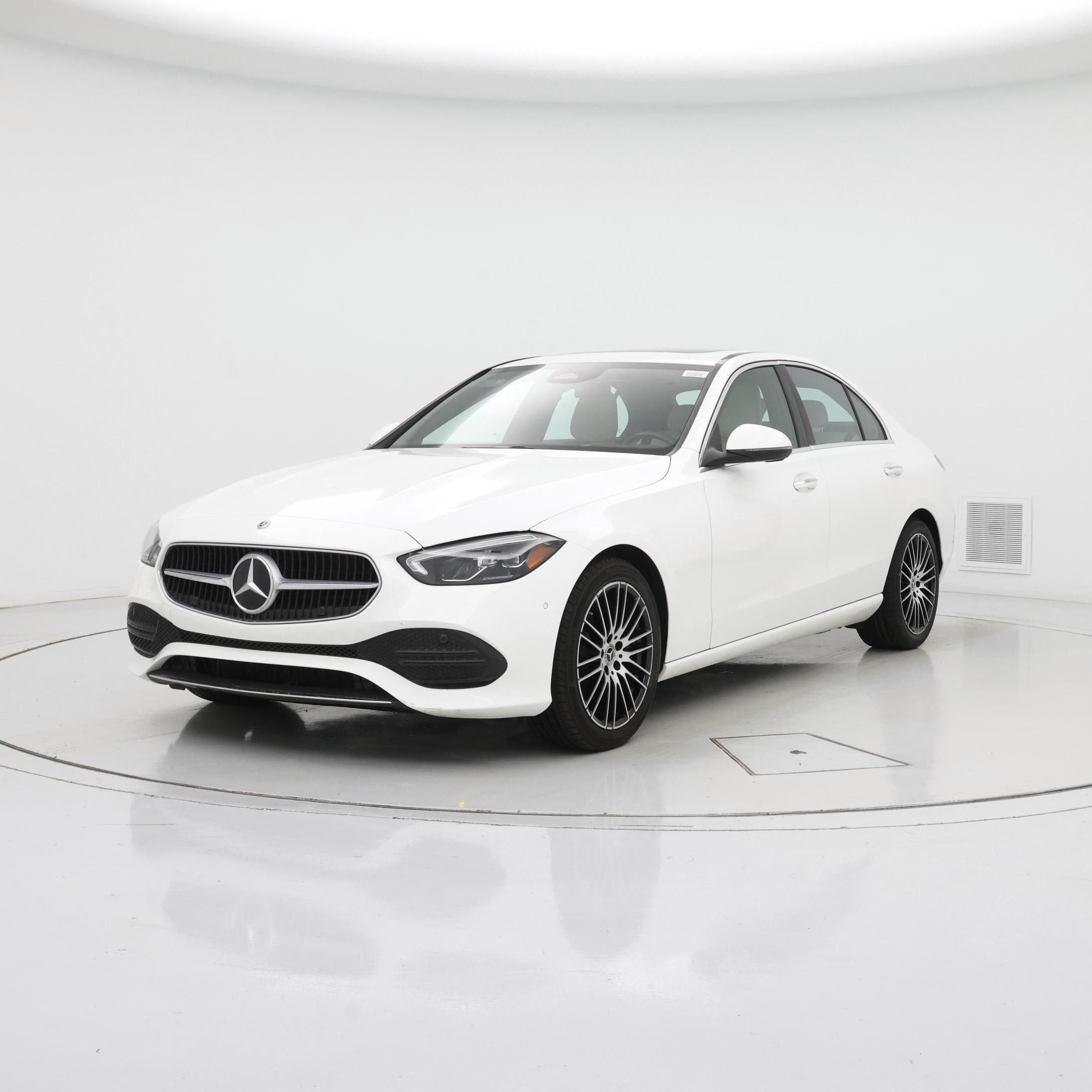 Thumbnail: 2023 Mercedes-Benz C-Class - 4