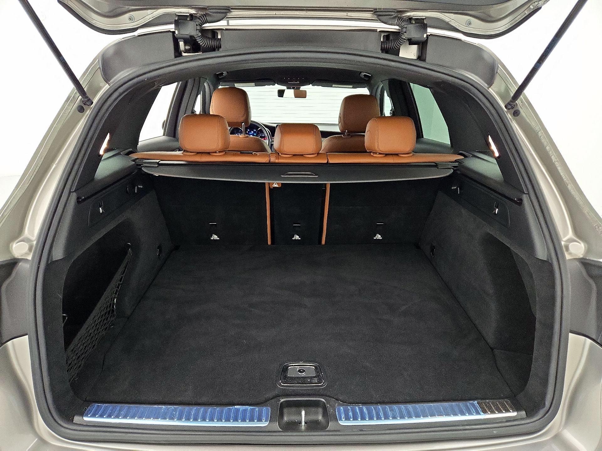 Thumbnail: 2021 Mercedes-Benz GLC - 20
