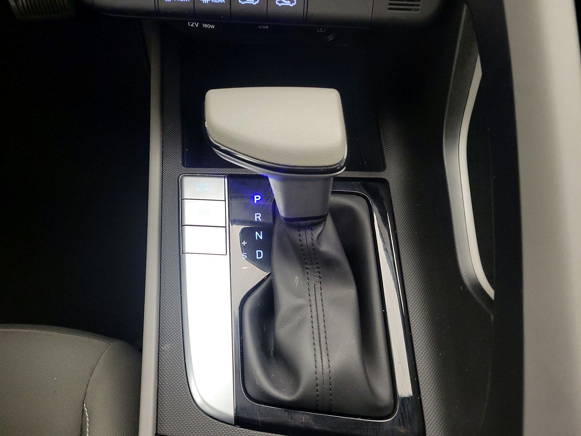 Thumbnail: 2023 Hyundai Elantra - 17