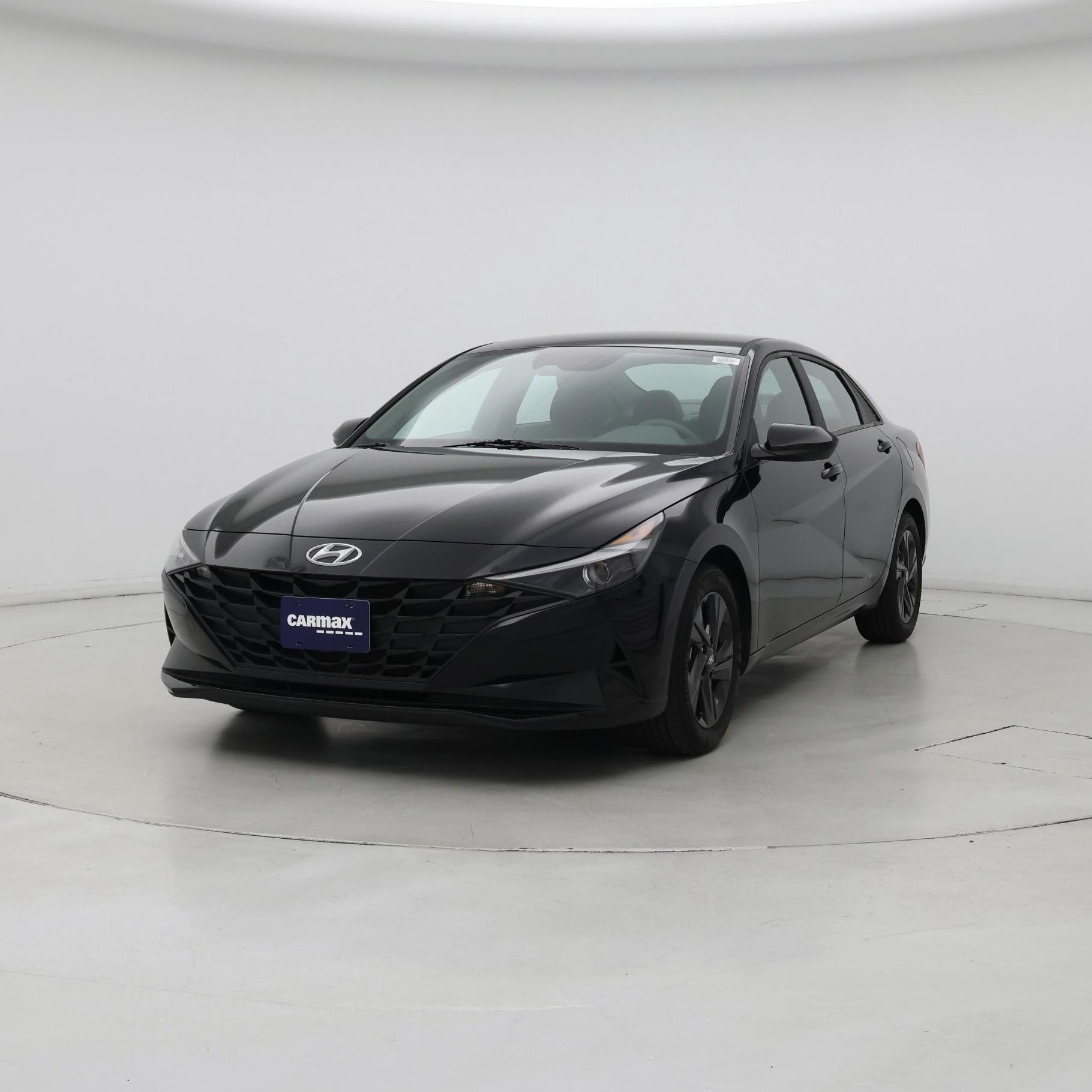 Thumbnail: 2023 Hyundai Elantra - 4