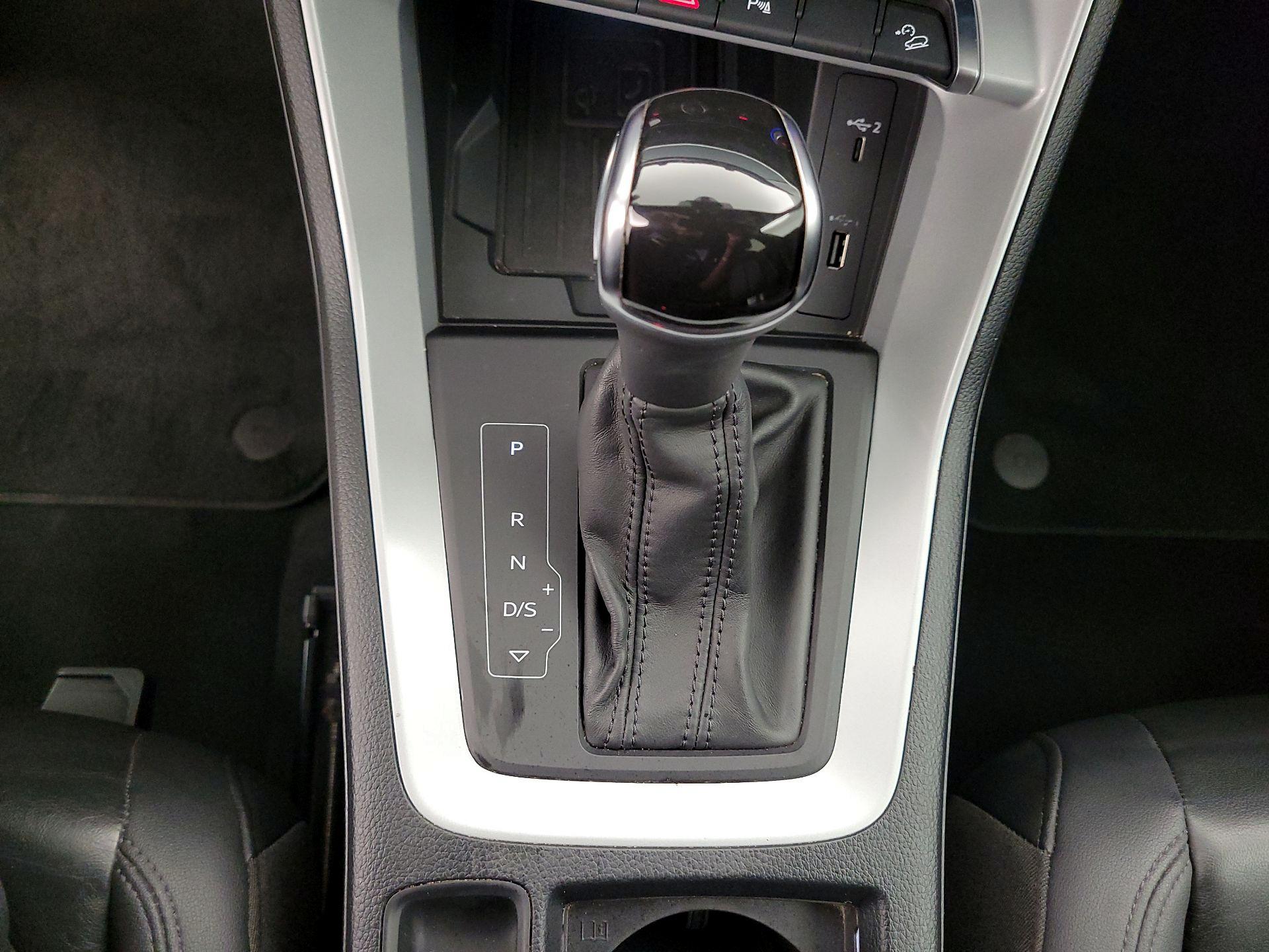 Thumbnail: 2020 Audi Q3 - 17