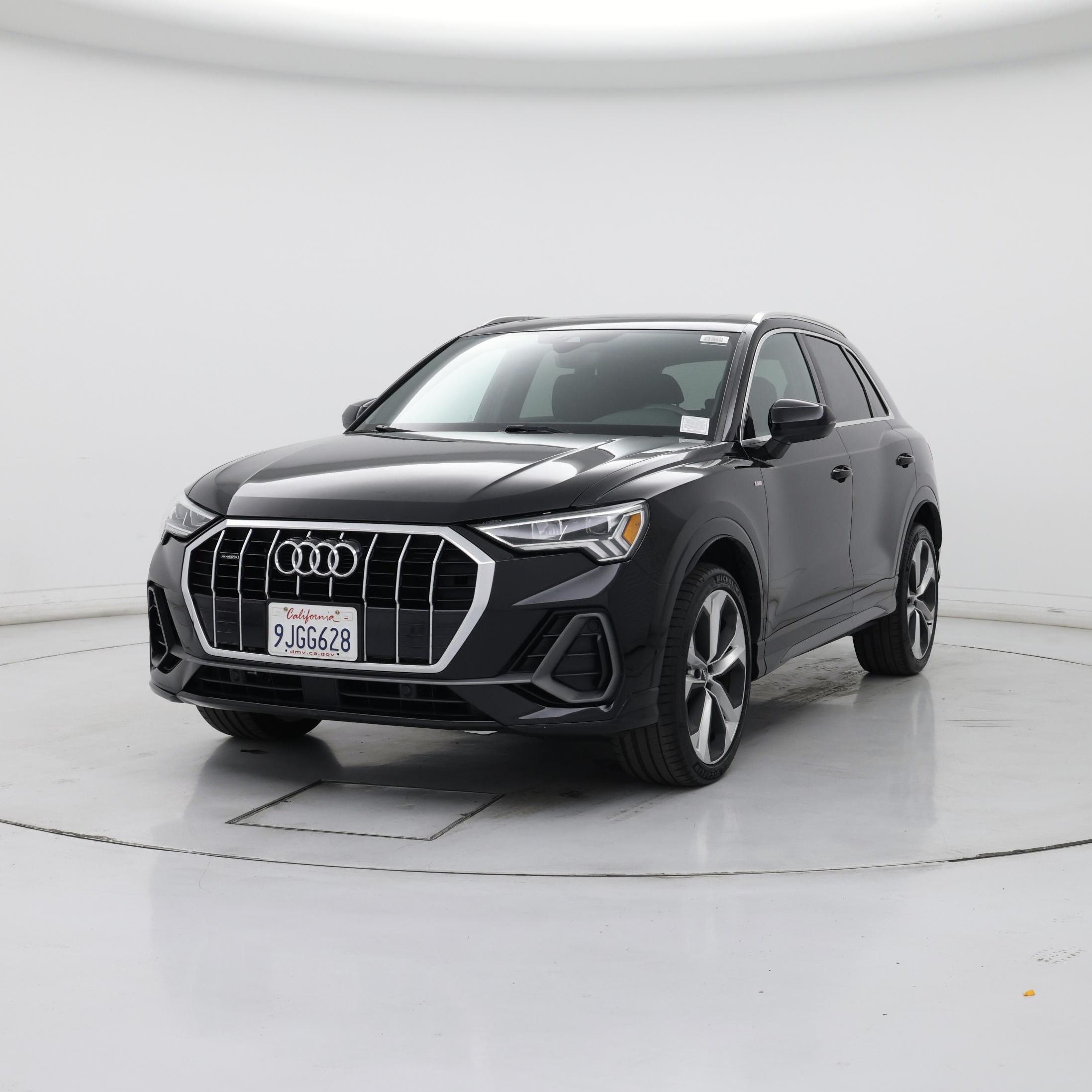 Thumbnail: 2020 Audi Q3 - 4