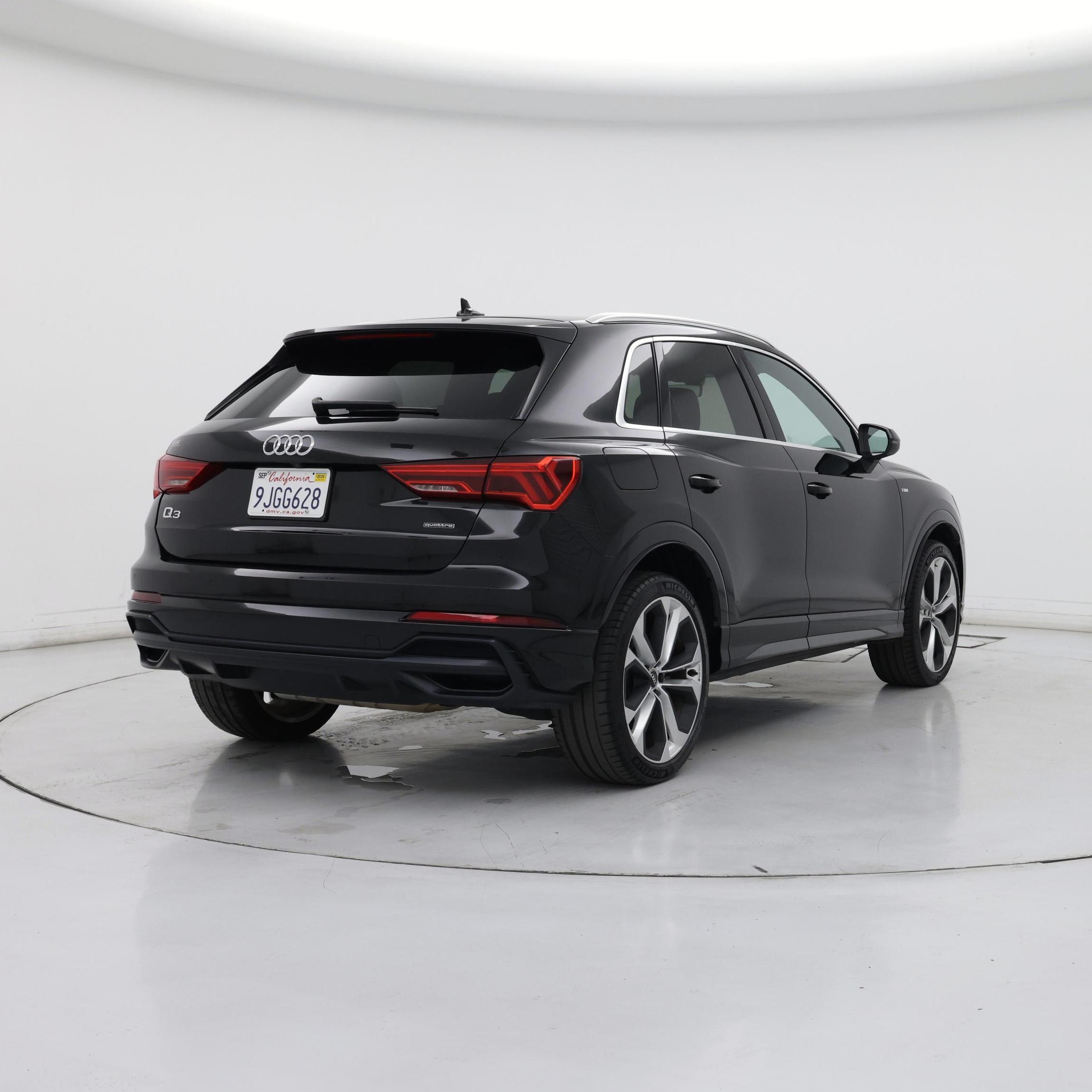 Thumbnail: 2020 Audi Q3 - 8