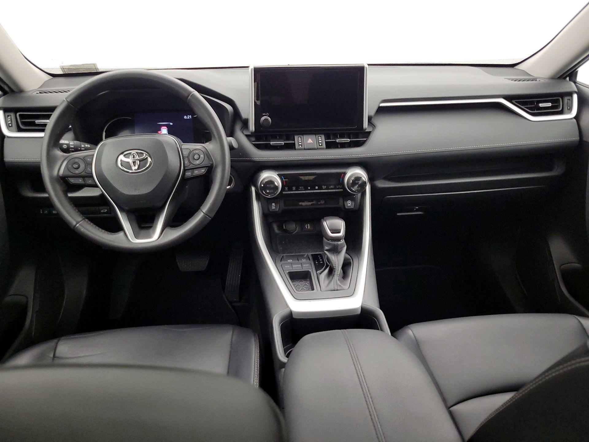 Thumbnail: 2024 Toyota RAV4 - 9