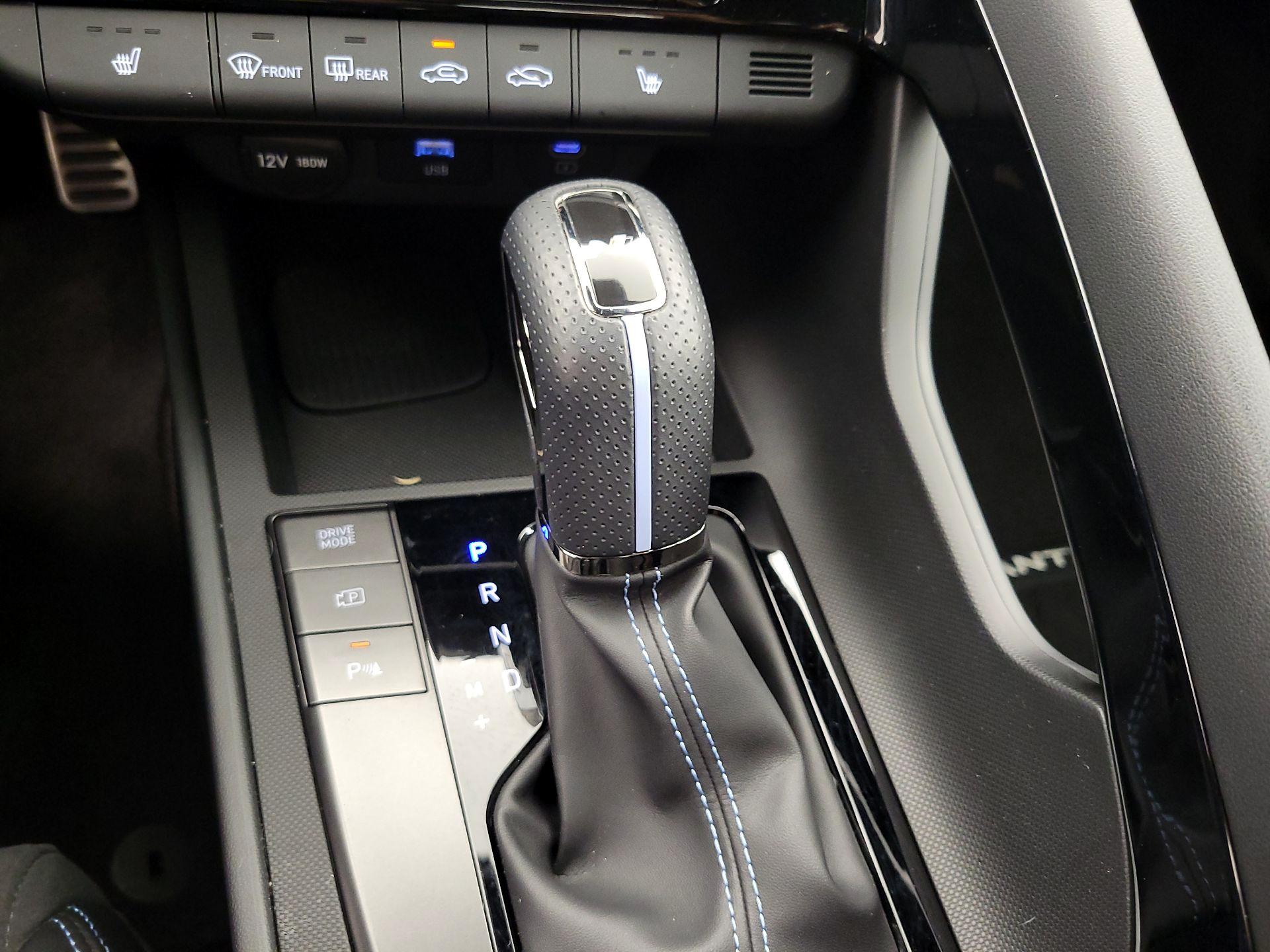 Thumbnail: 2024 Hyundai Elantra - 18